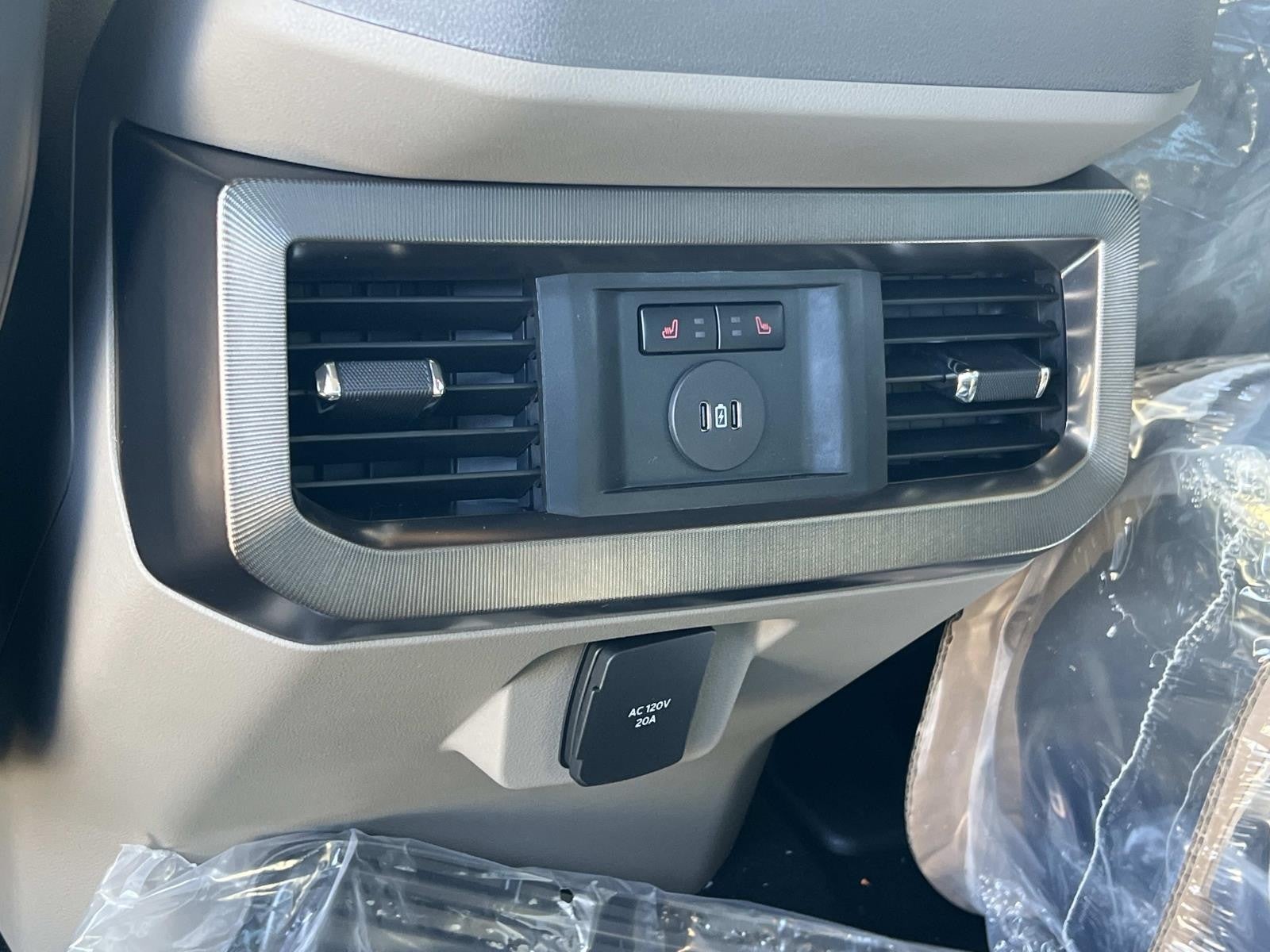 2026 Ford Super Duty F-450 DRW PLATINUM 4WD CREW CAB 8'