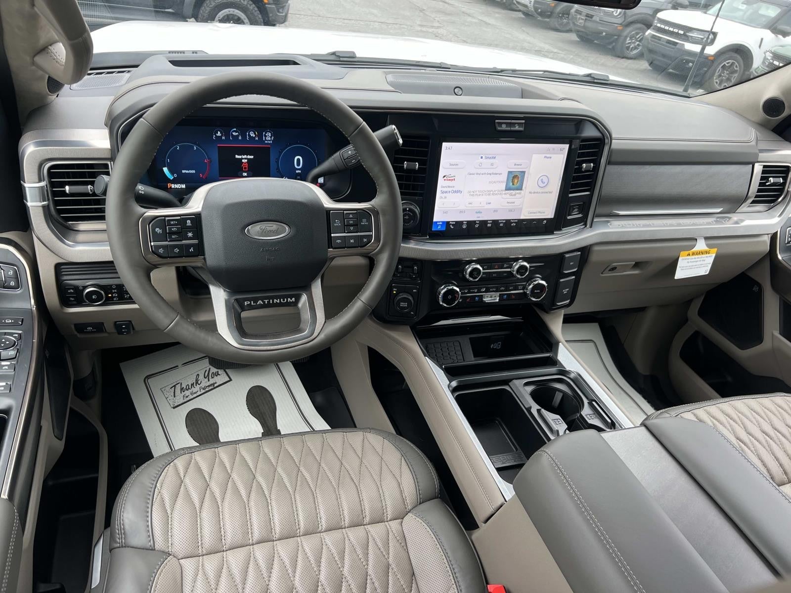 2026 Ford Super Duty F-450 DRW PLATINUM 4WD CREW CAB 8'