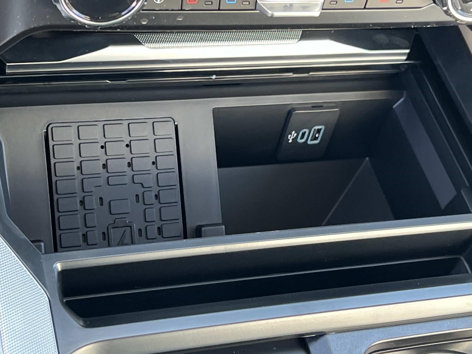 2026 Ford Super Duty F-450 DRW PLATINUM 4WD CREW CAB 8'