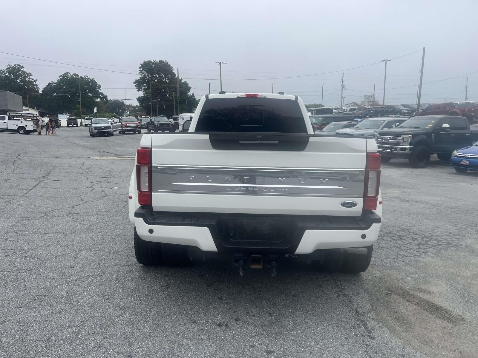 2022 Ford Super Duty F-450 DRW DRW 4X4 CREW CAB