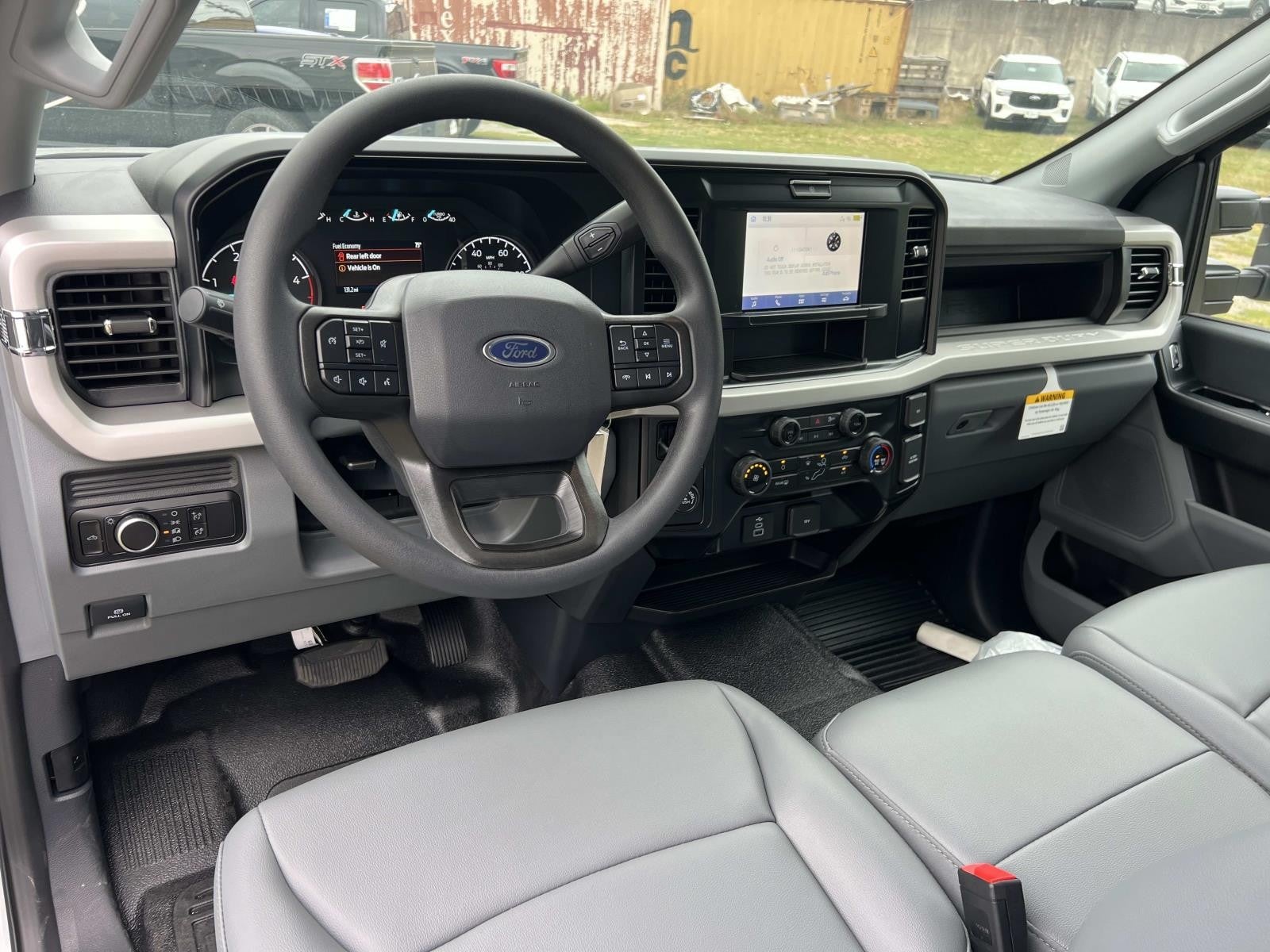 2026 Ford Super Duty F-350 SRW XL 2WD SUPERCAB 6.75' BOX