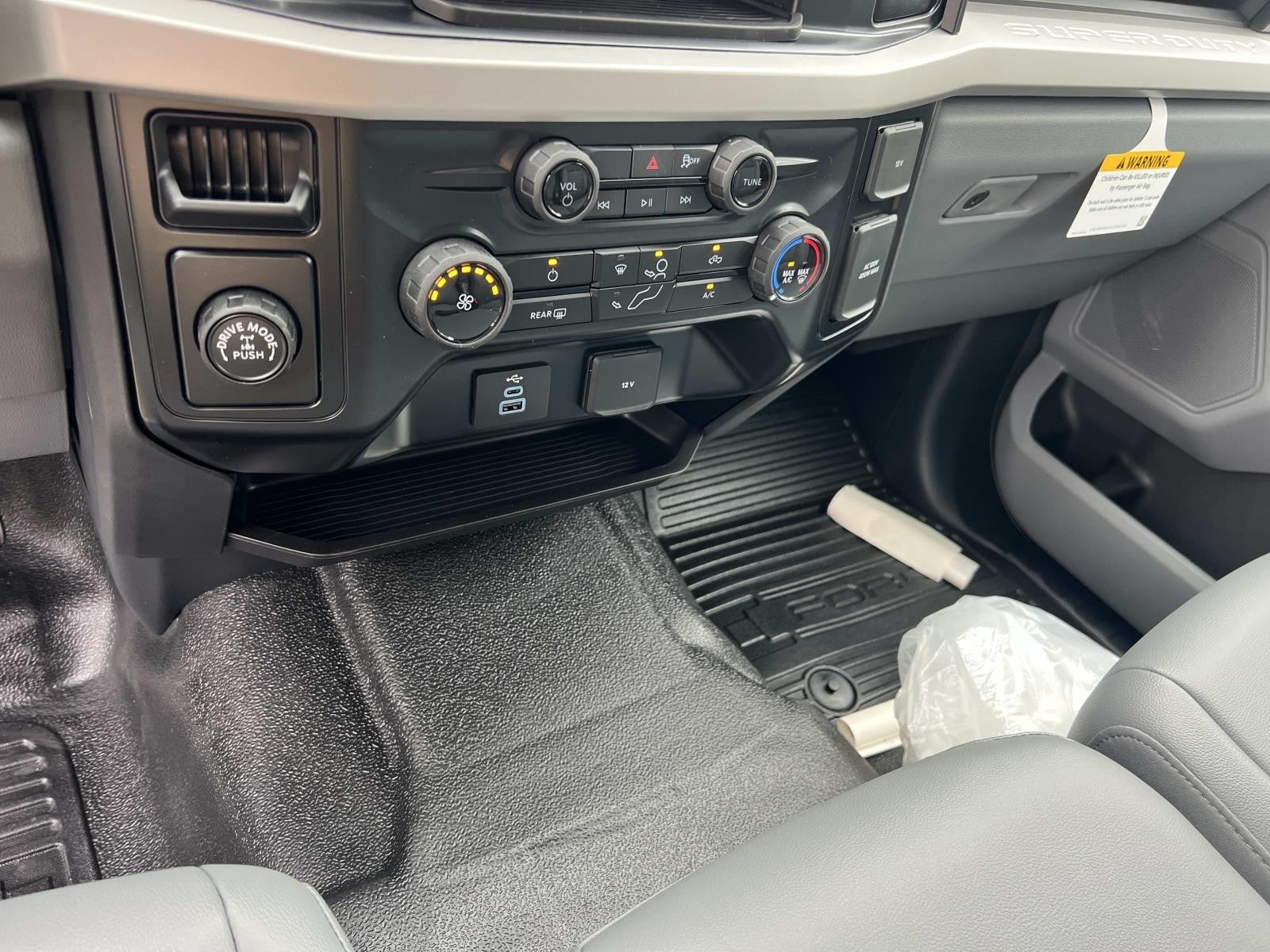 2026 Ford Super Duty F-350 SRW XL 2WD SUPERCAB 6.75' BOX