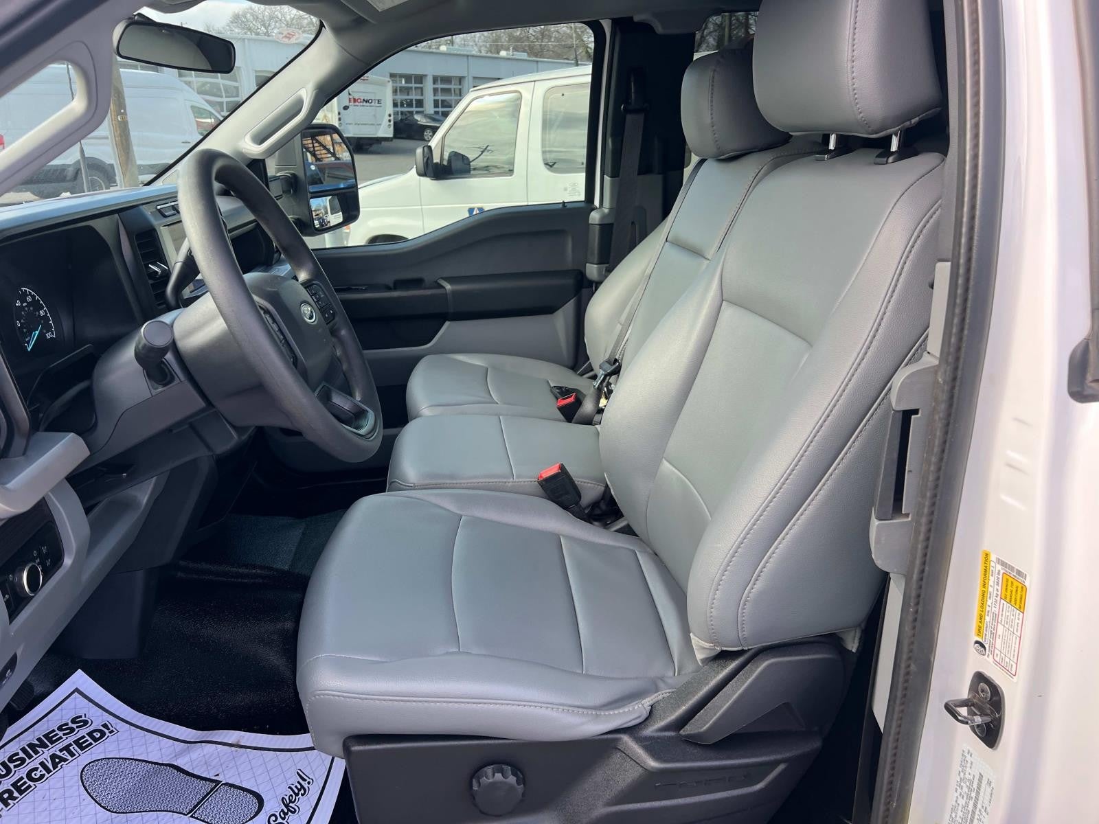 2024 Ford Super Duty F-350 SRW XL 4WD SUPERCAB 8' BOX