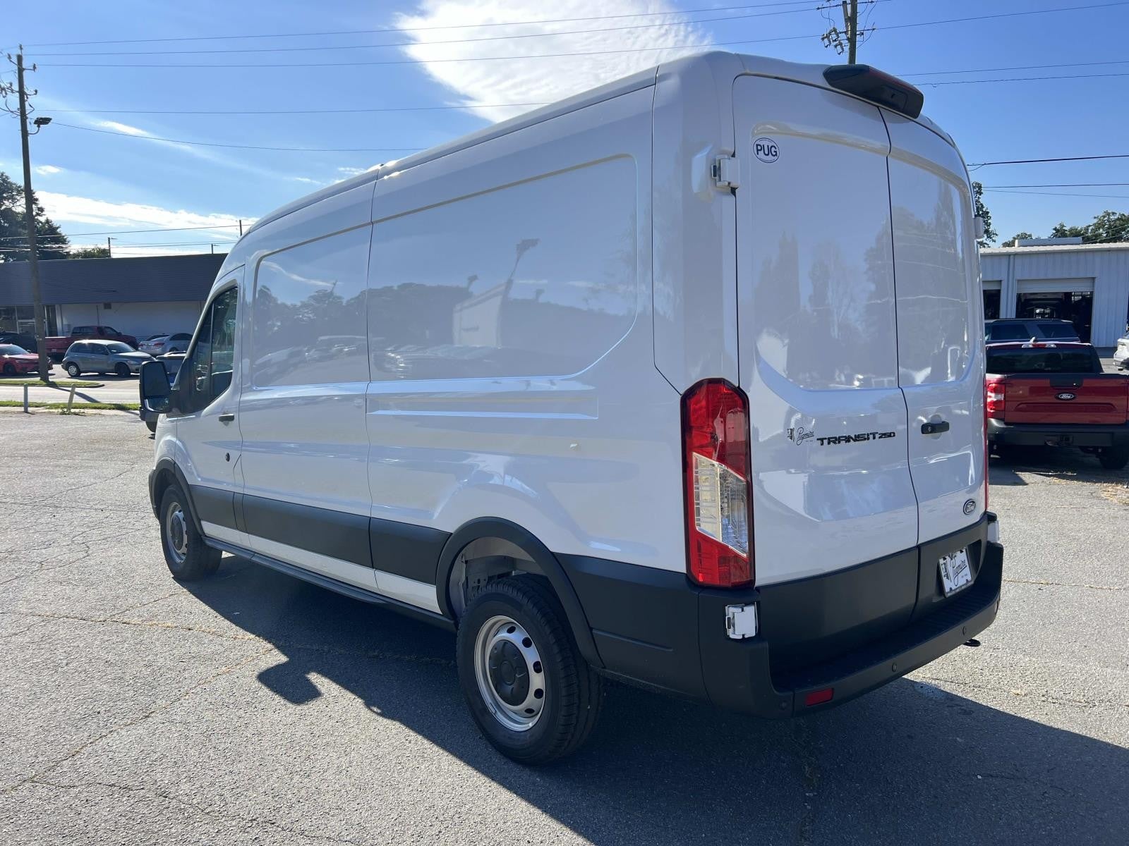 2026 Ford Transit Cargo Van T-250 148 MED RF 9150 GV