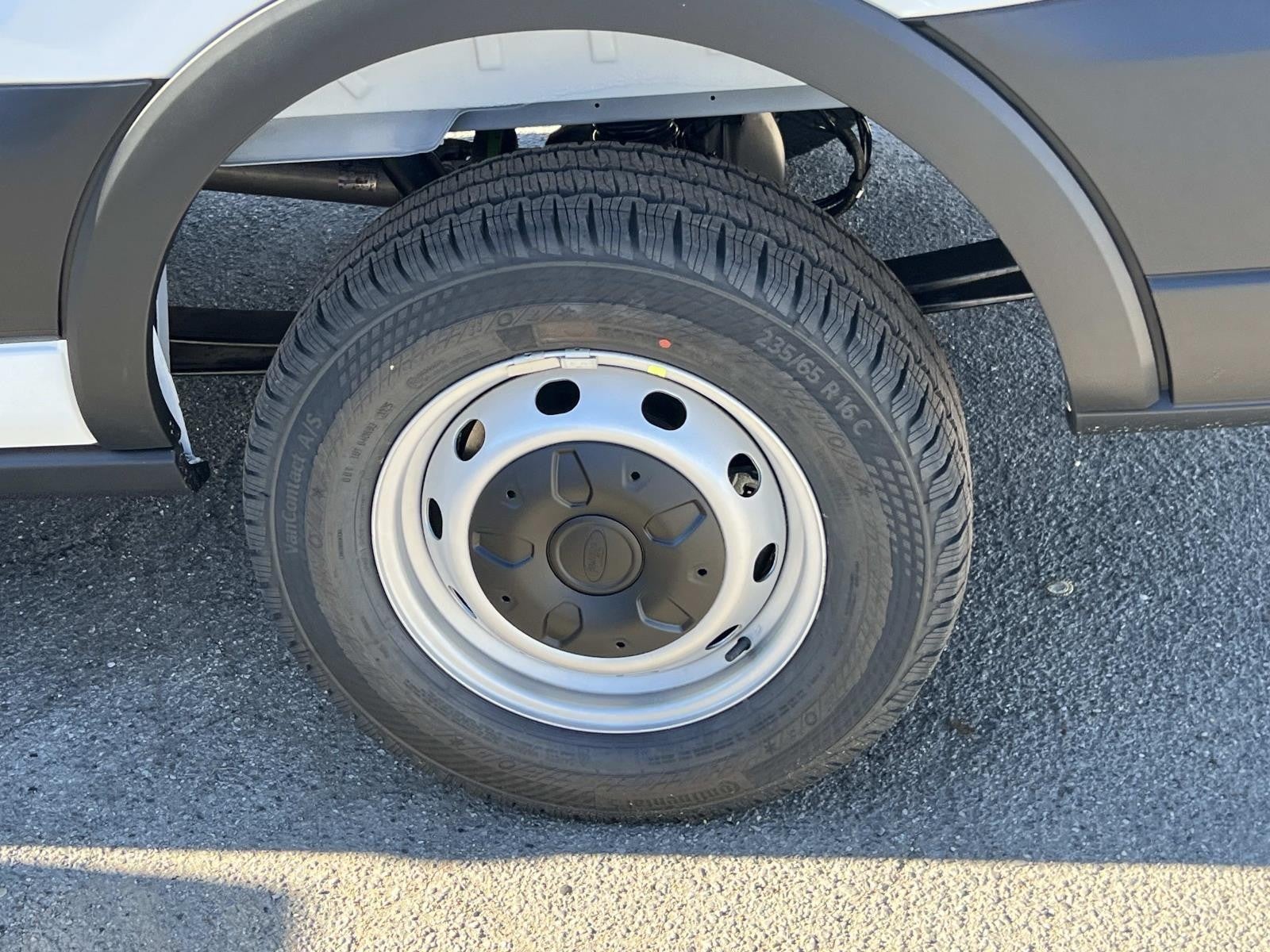 2026 Ford Transit Cargo Van T-250 148 MED RF 9150 GV