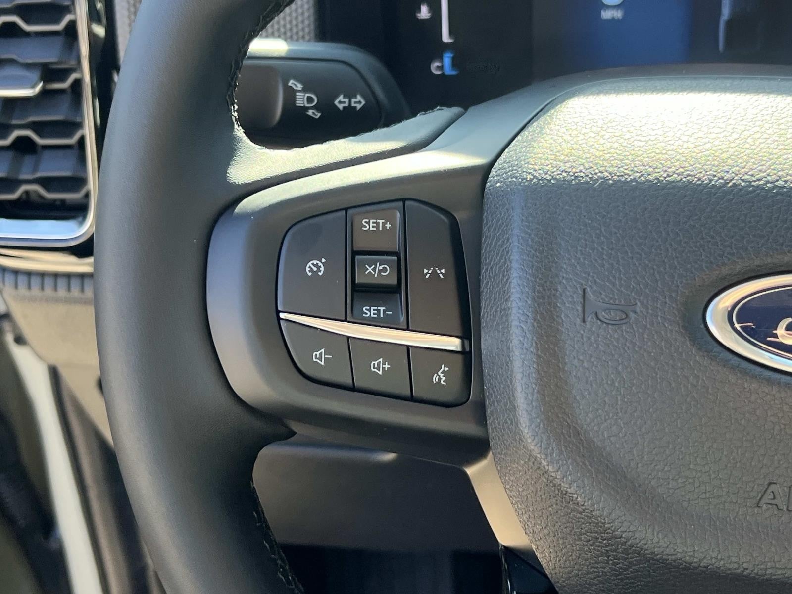 2025 Ford Ranger XLT 4WD SUPERCREW 5' BOX