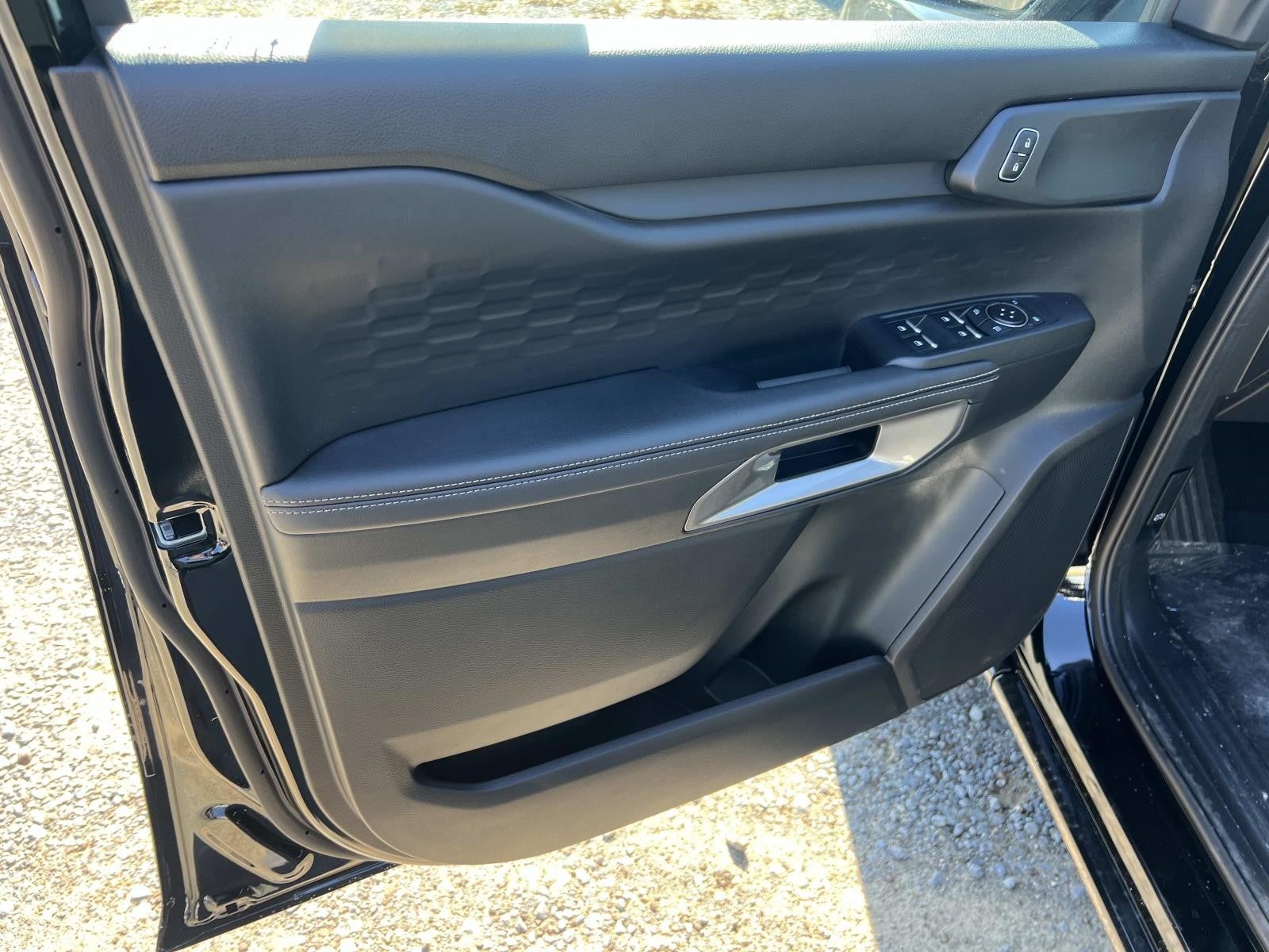 2025 Ford Ranger XLT 4WD SUPERCREW 5' BOX