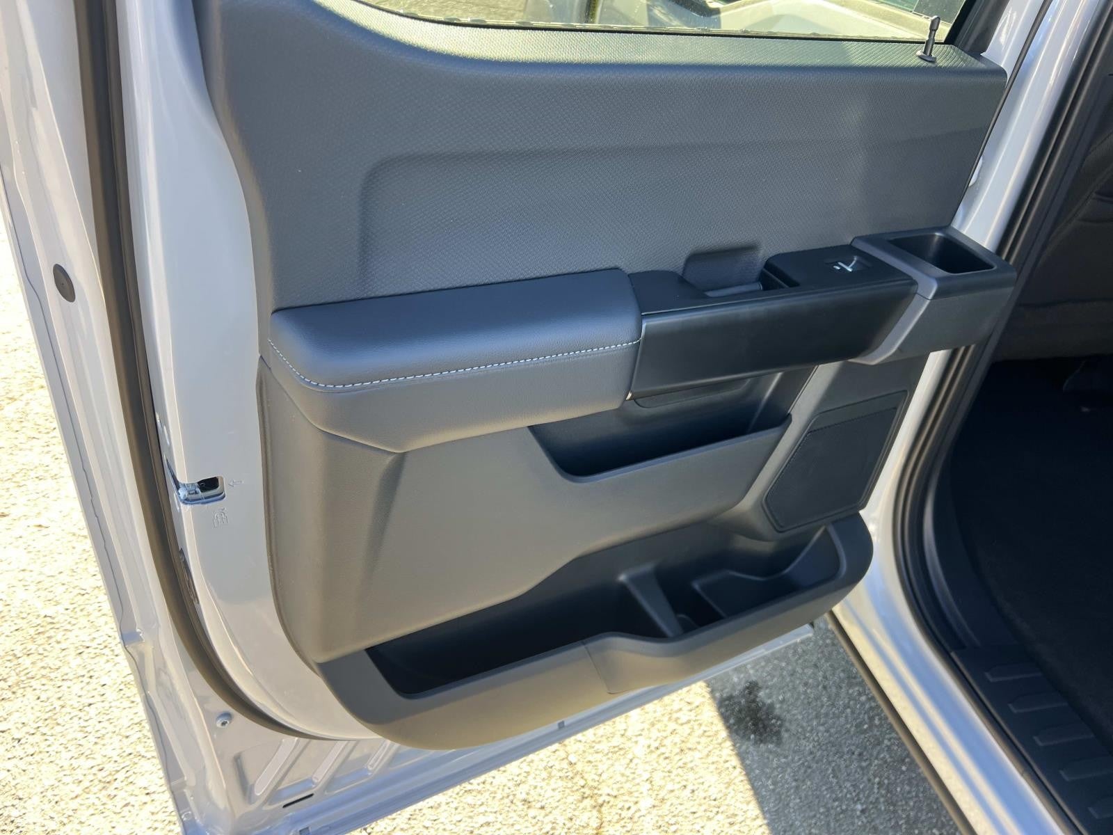 2025 Ford F-150 STX 2WD SUPERCREW 5.5' BO