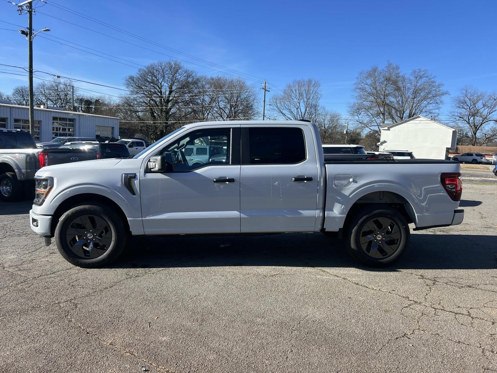 2025 Ford F-150 STX 2WD SUPERCREW 5.5' BO