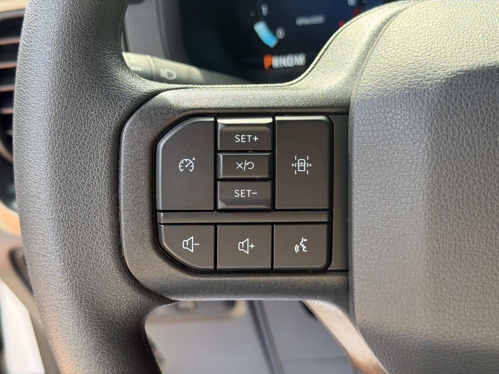 2025 Ford F-150 STX 4WD SUPERCREW 5.5' BO