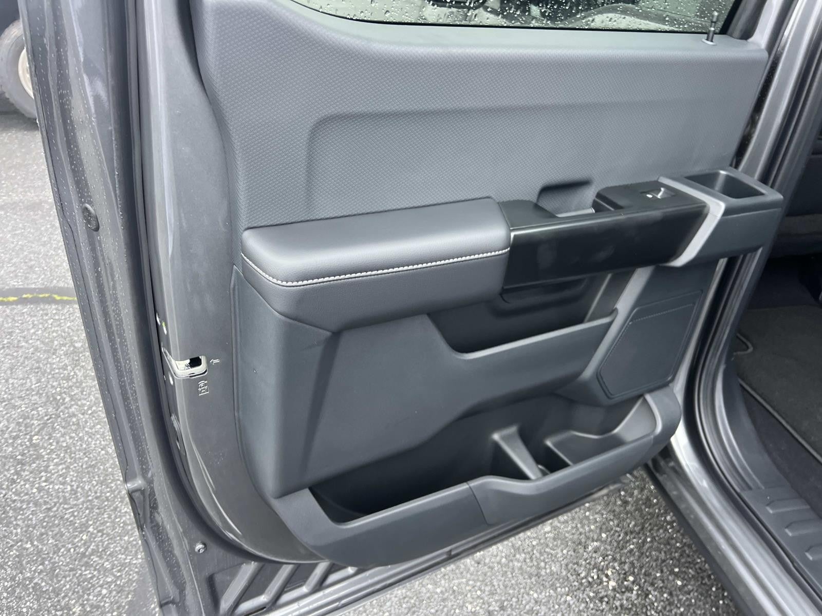 2026 Ford F-150 STX 4WD SUPERCREW 5.5' BO