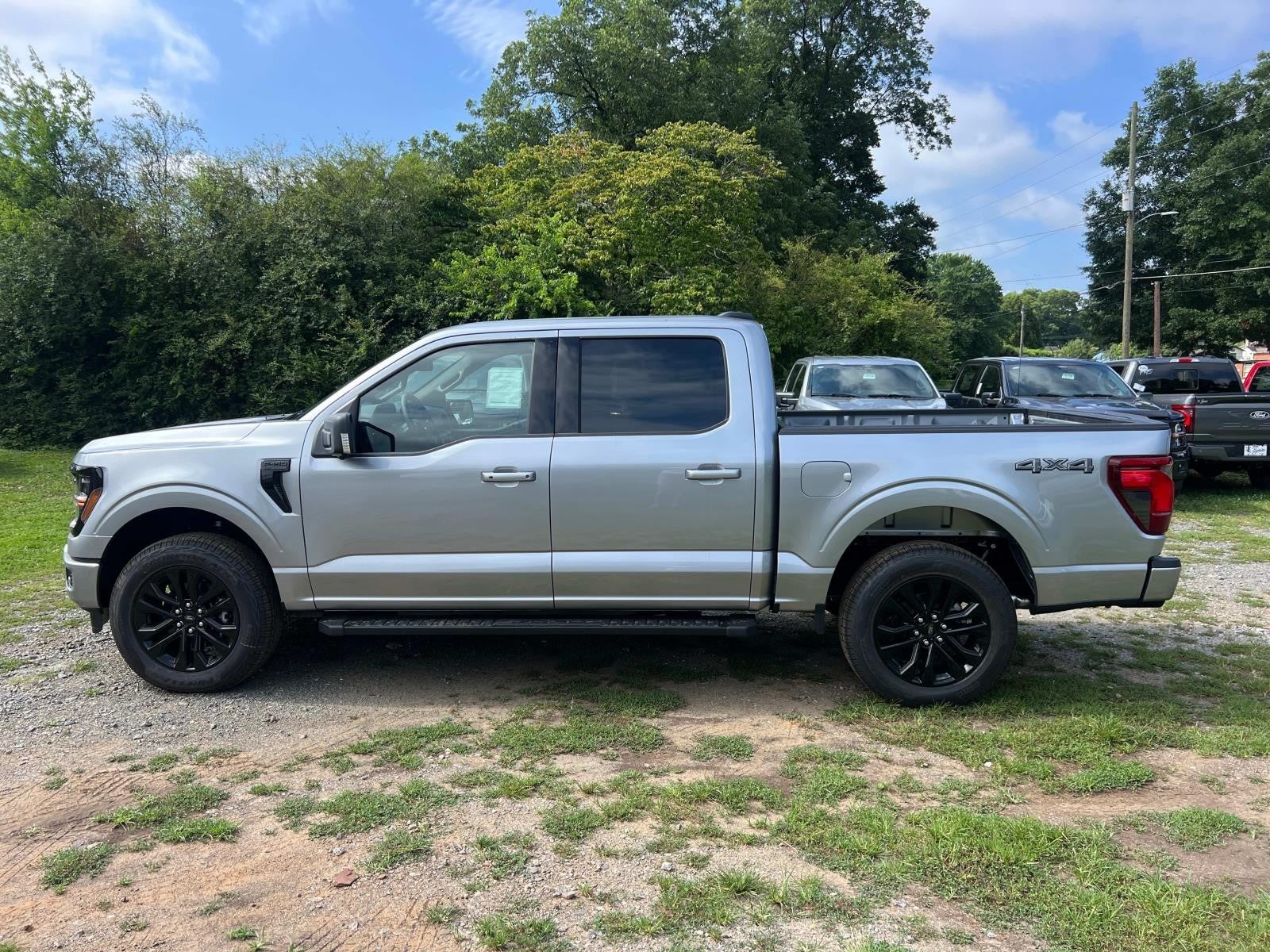 2025 Ford F-150 XLT 4WD SUPERCREW 5.5' BO