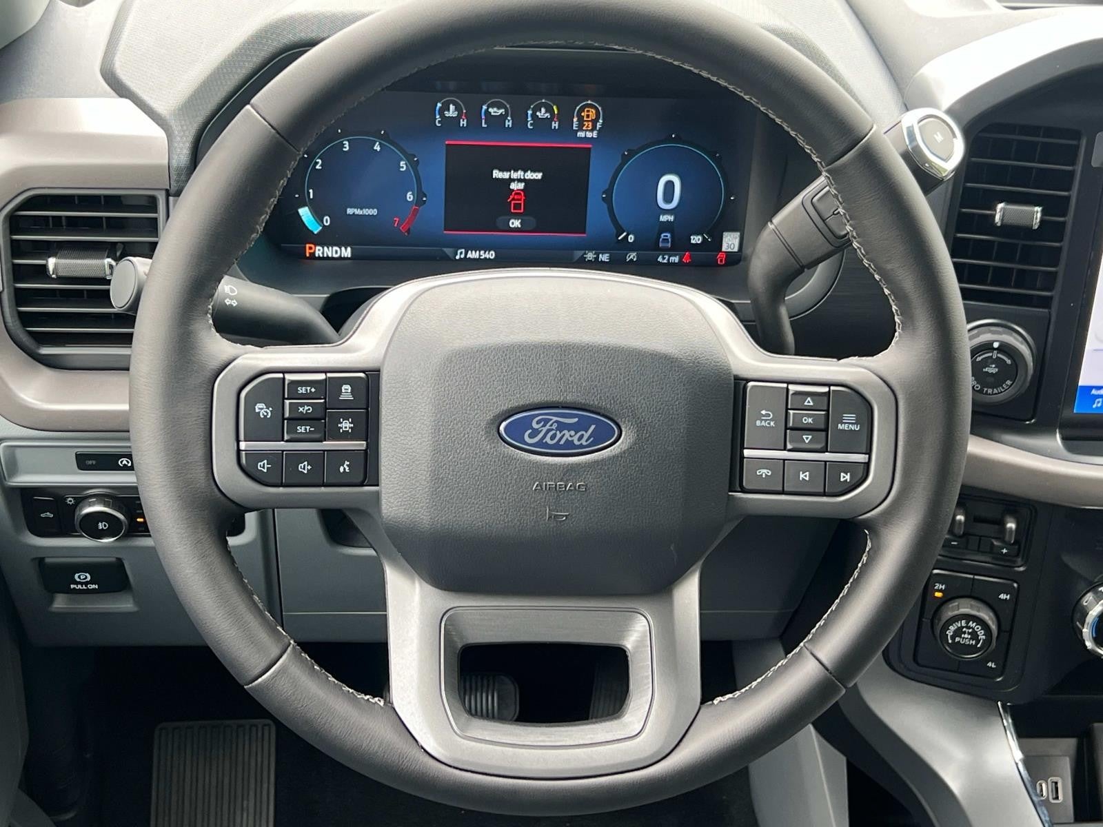 2025 Ford F-150 XLT 4WD SUPERCREW 5.5' BO