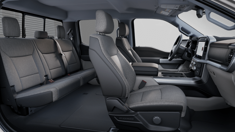 2025 Ford F-150 XLT 4WD SUPERCREW 5.5' BO