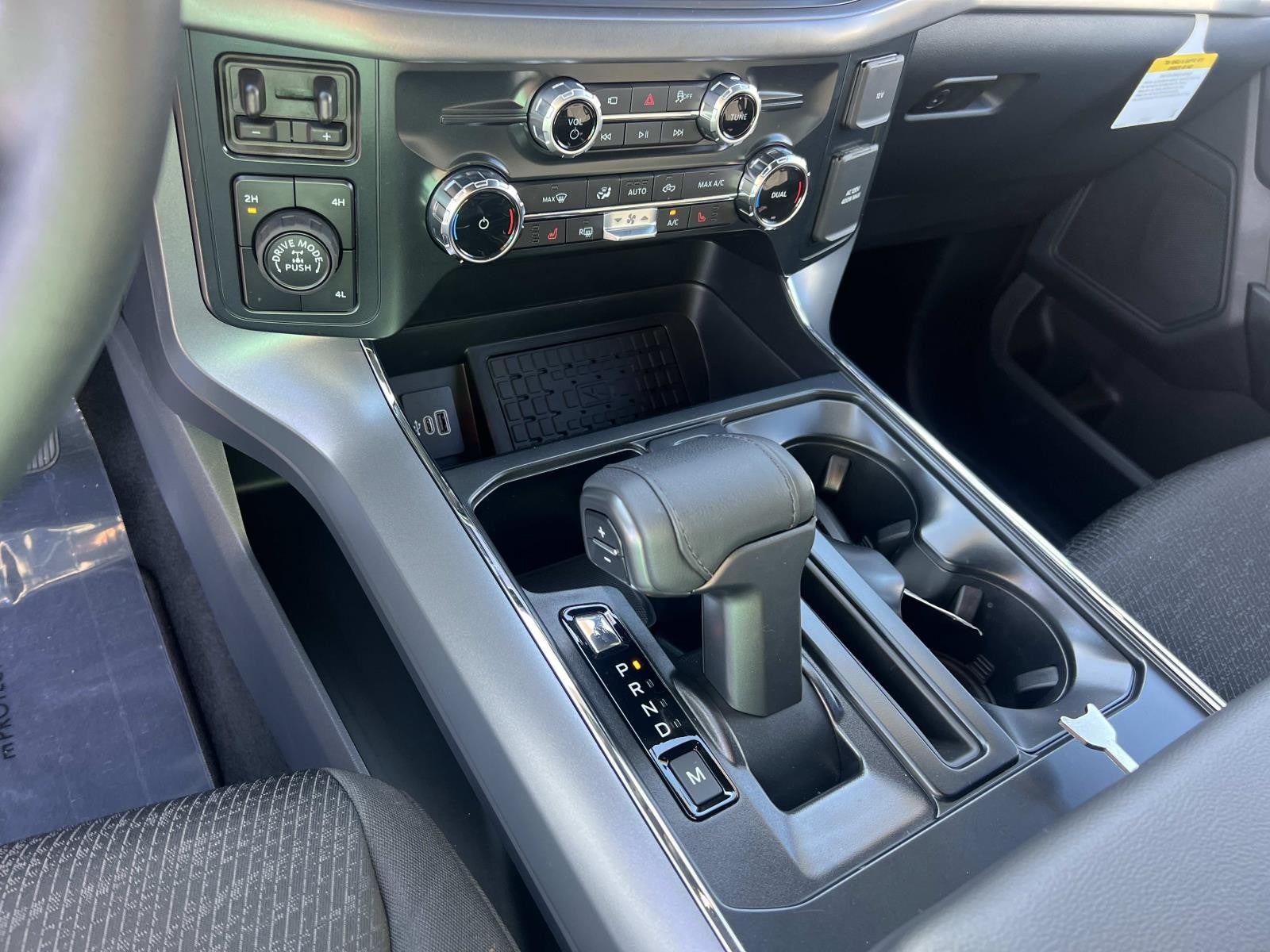 2025 Ford F-150 XLT 4WD SUPERCREW 5.5' BO