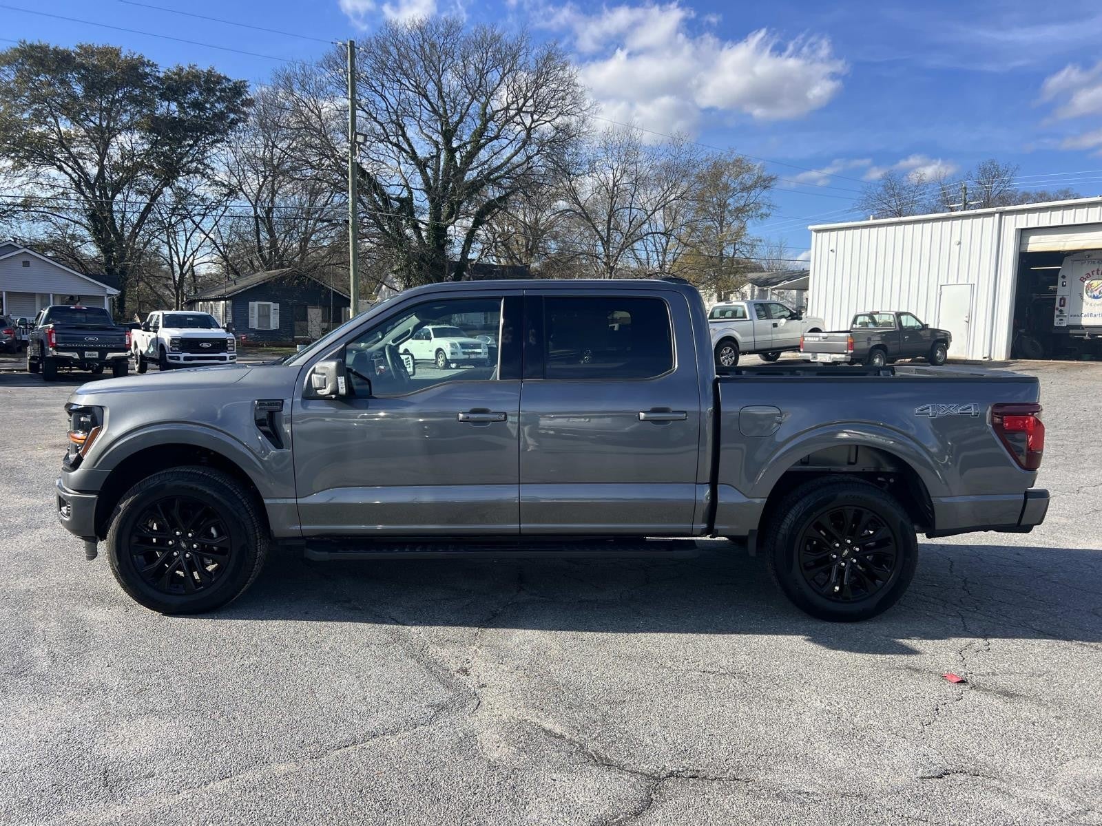 2025 Ford F-150 XLT 4WD SUPERCREW 5.5' BO