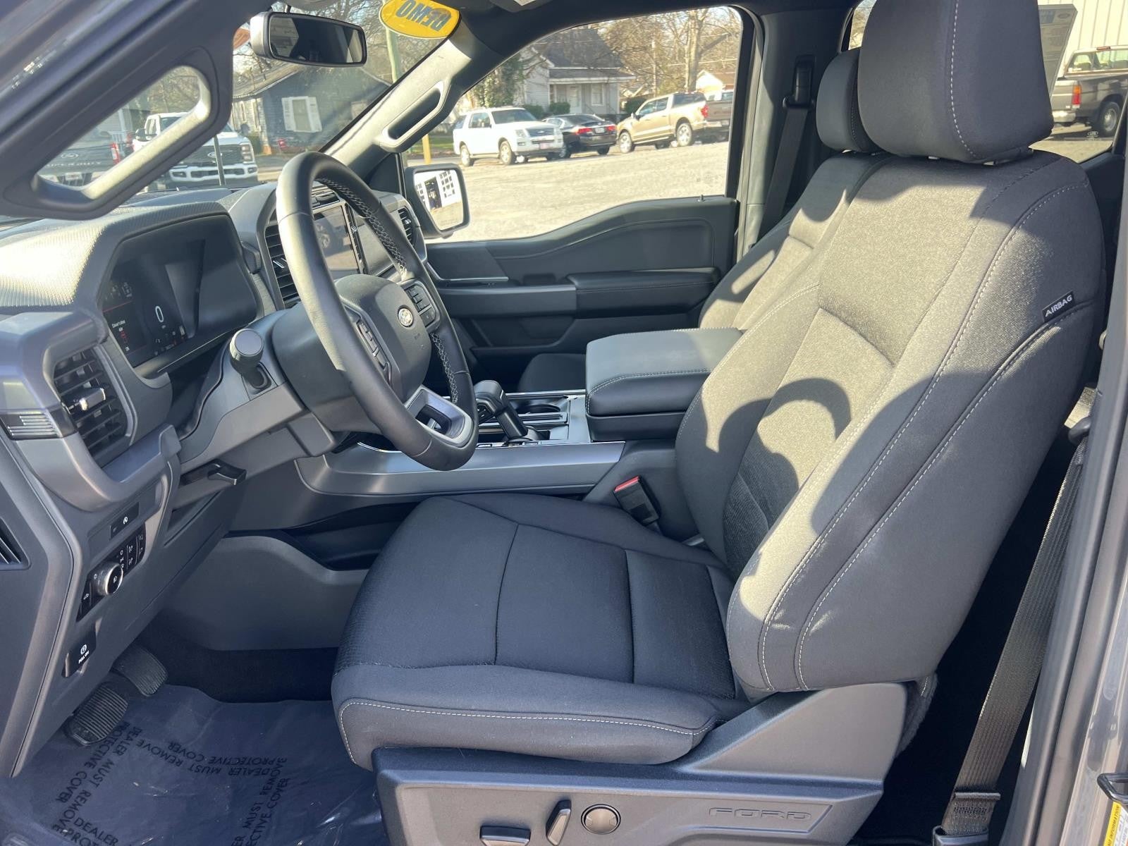 2025 Ford F-150 XLT 4WD SUPERCREW 5.5' BO