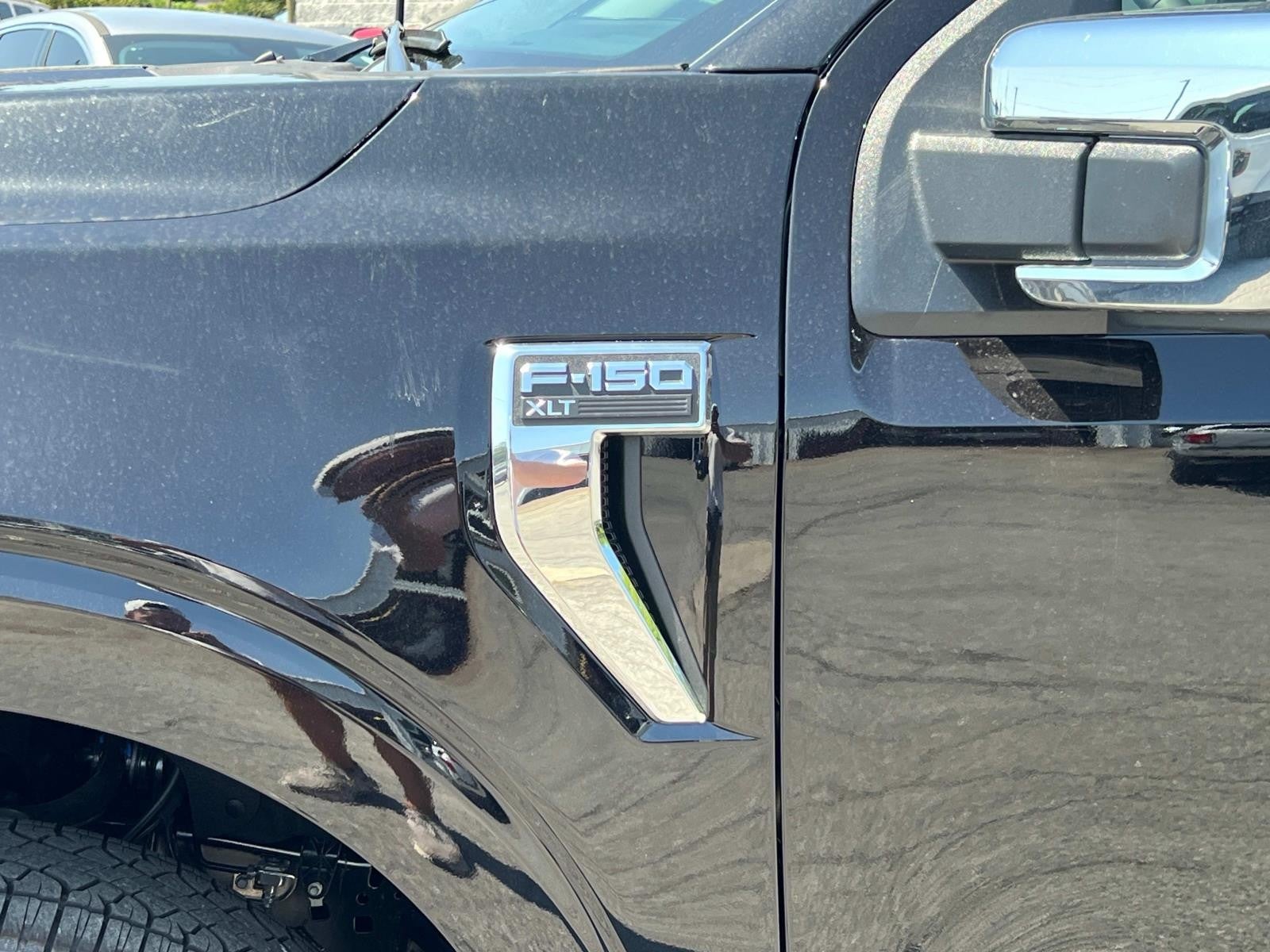 2025 Ford F-150 XLT 4WD SUPERCREW 5.5' BO