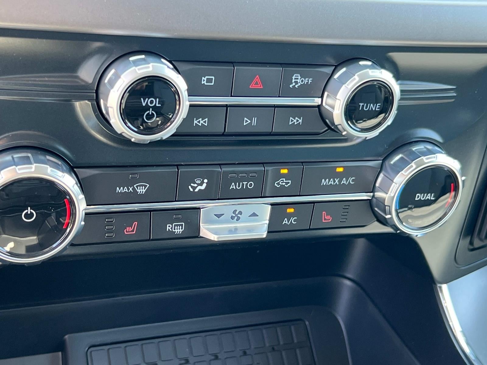 2025 Ford F-150 XLT 4WD SUPERCREW 5.5' BO