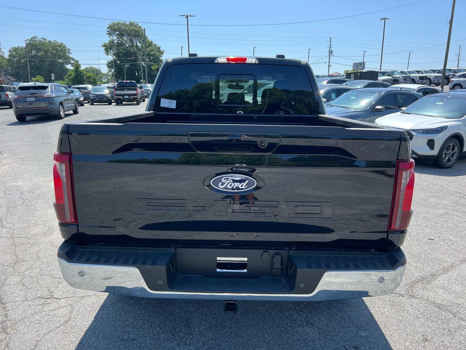 2025 Ford F-150 XLT 4WD SUPERCREW 5.5' BO