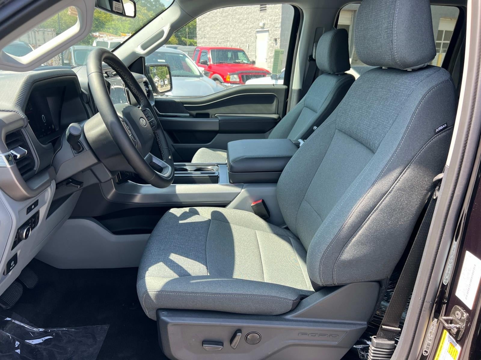 2025 Ford F-150 XLT 4WD SUPERCREW 5.5' BO