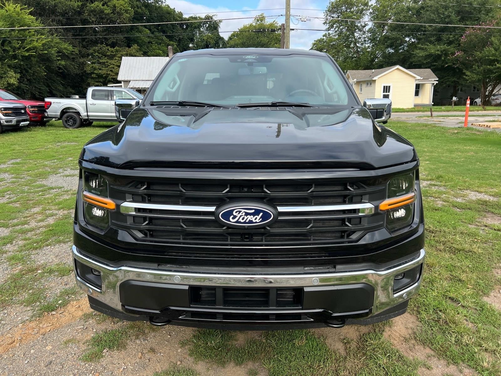 2025 Ford F-150 XLT 4WD SUPERCREW 5.5' BO