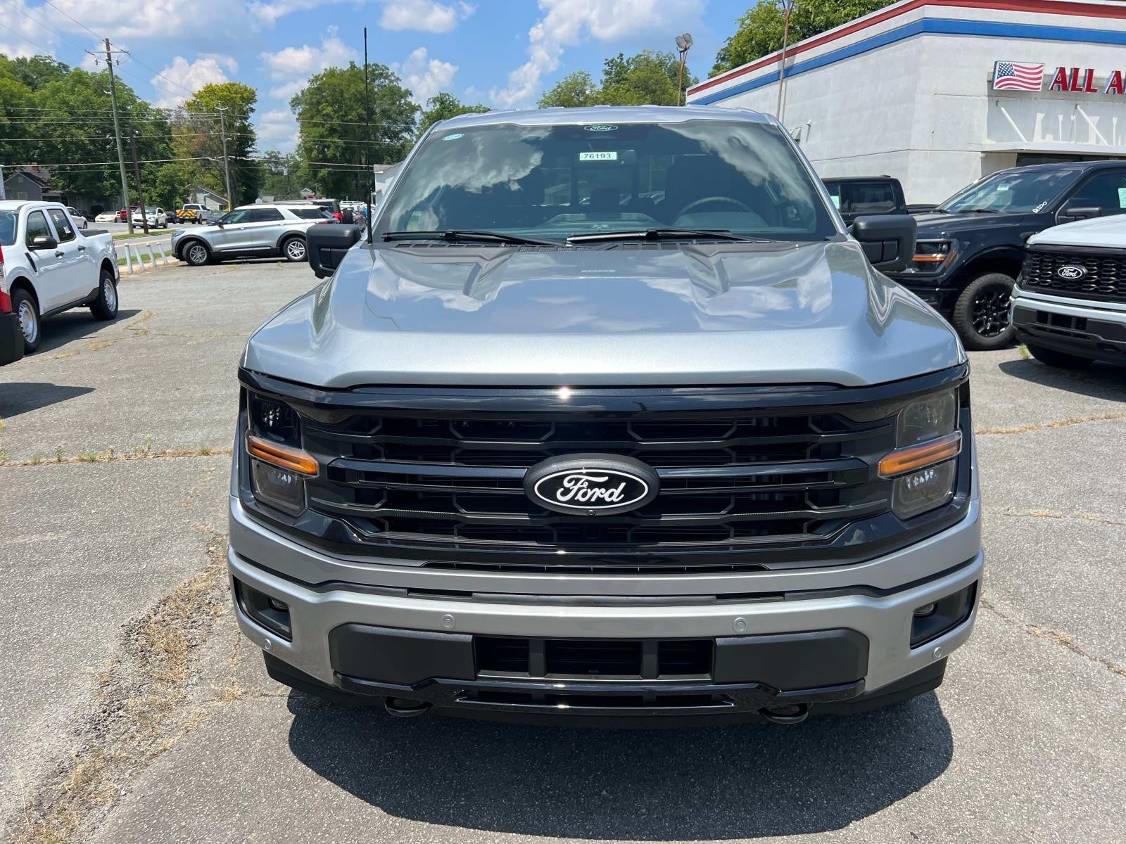 2025 Ford F-150 XLT 4WD SUPERCREW 5.5' BO