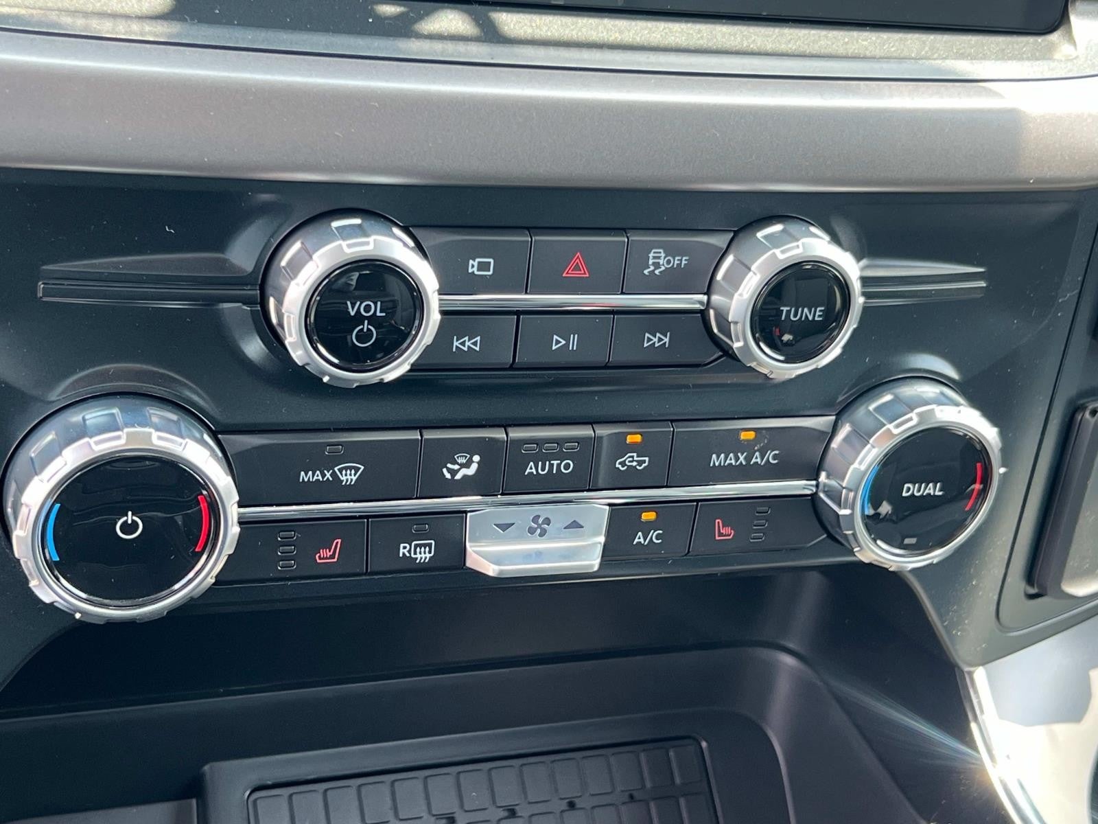 2025 Ford F-150 XLT 4WD SUPERCREW 5.5' BO