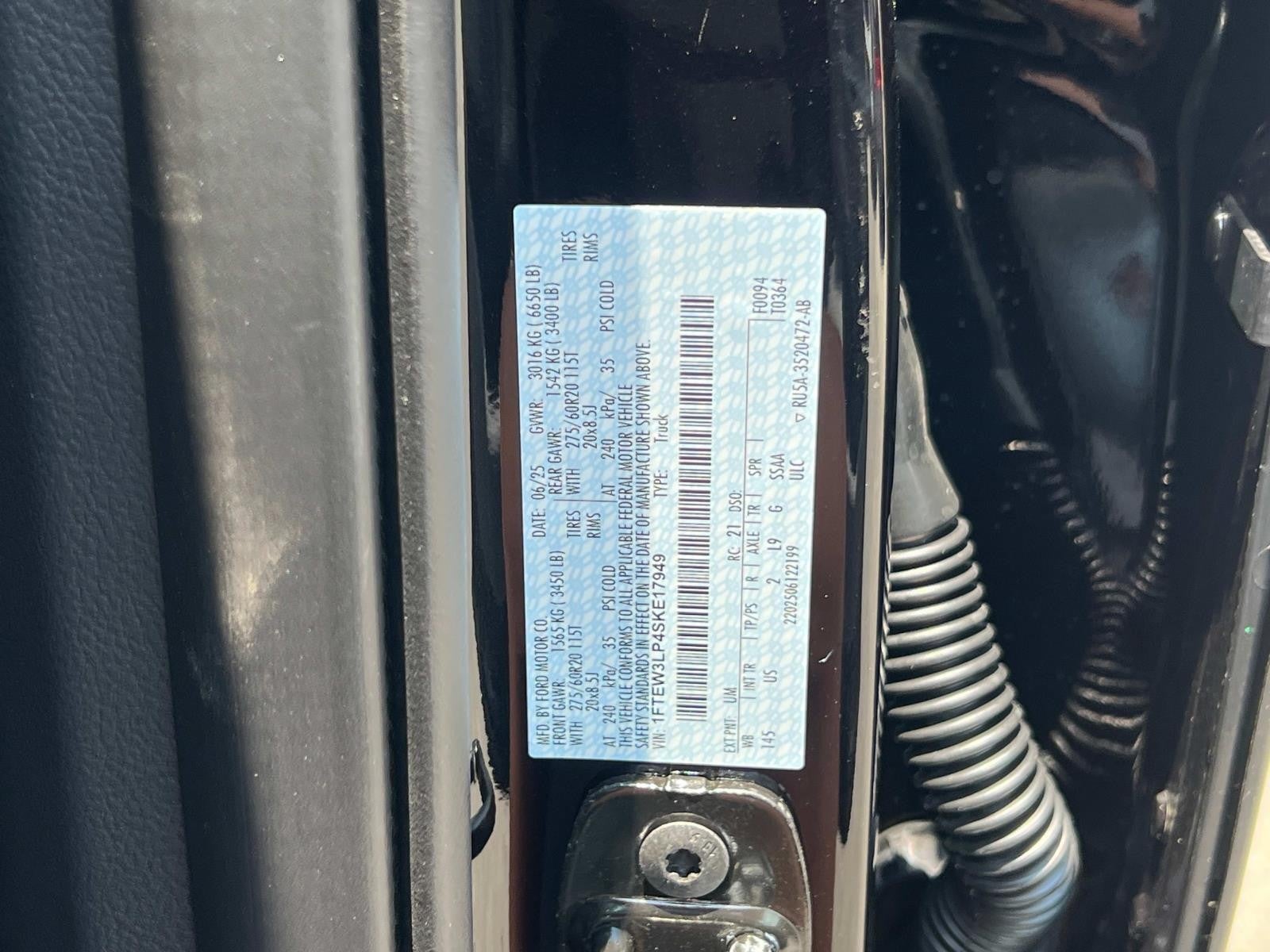 2025 Ford F-150 XLT 4WD SUPERCREW 5.5' BO