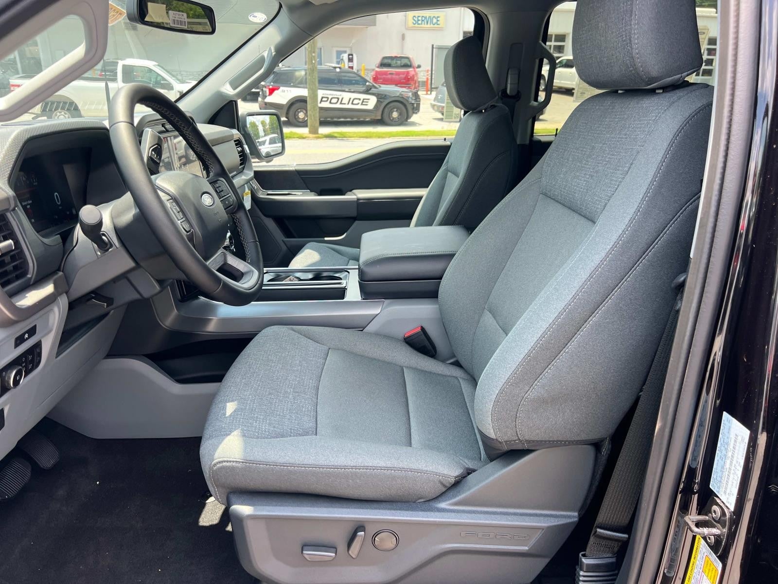 2025 Ford F-150 XLT 4WD SUPERCREW 5.5' BO