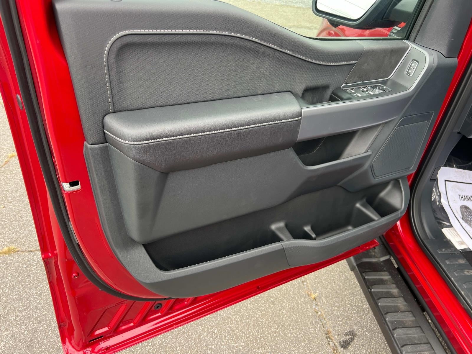 2025 Ford F-150 XLT 4WD SUPERCREW 5.5' BO