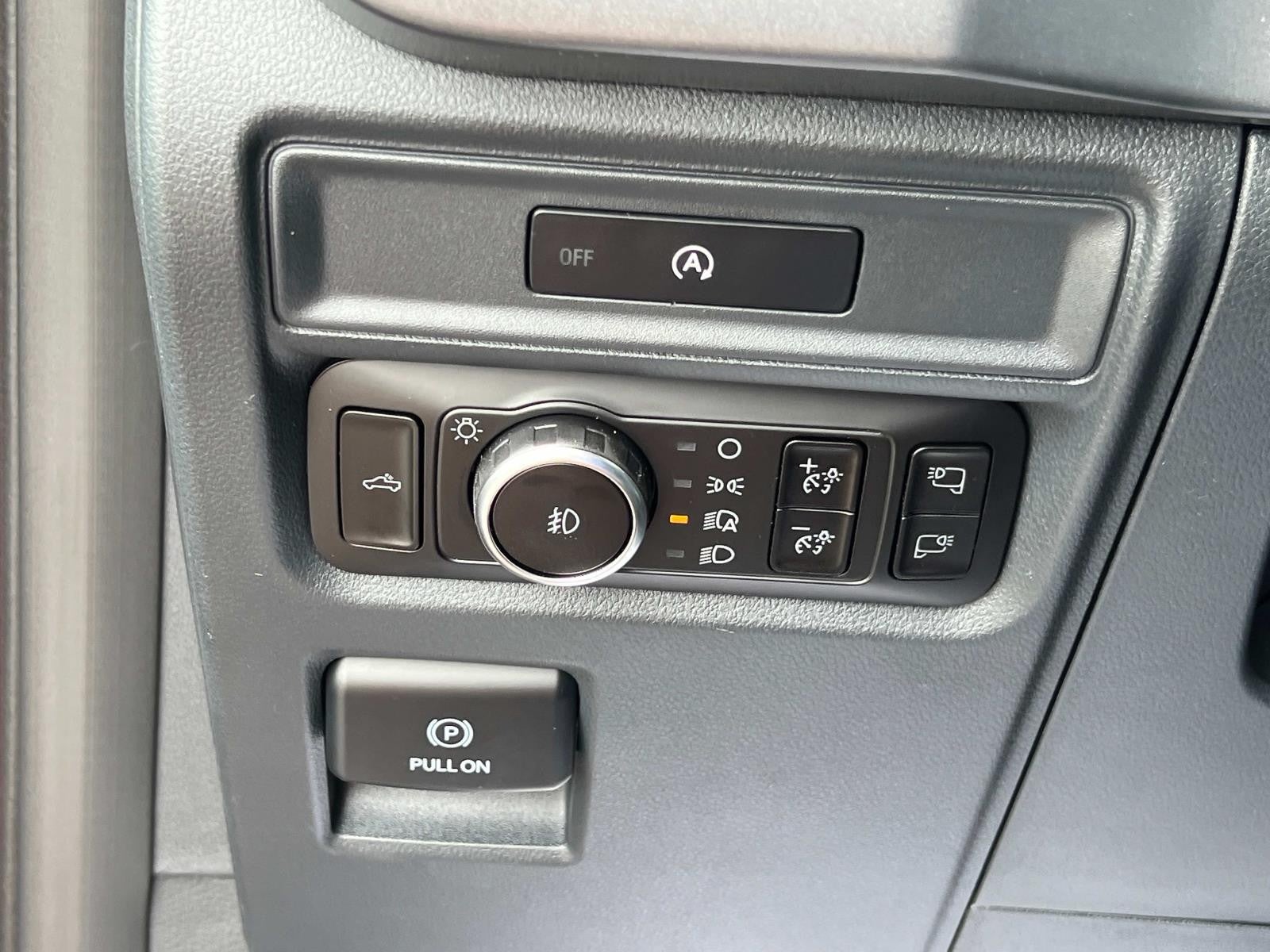 2025 Ford F-150 XLT 4WD SUPERCREW 5.5' BO