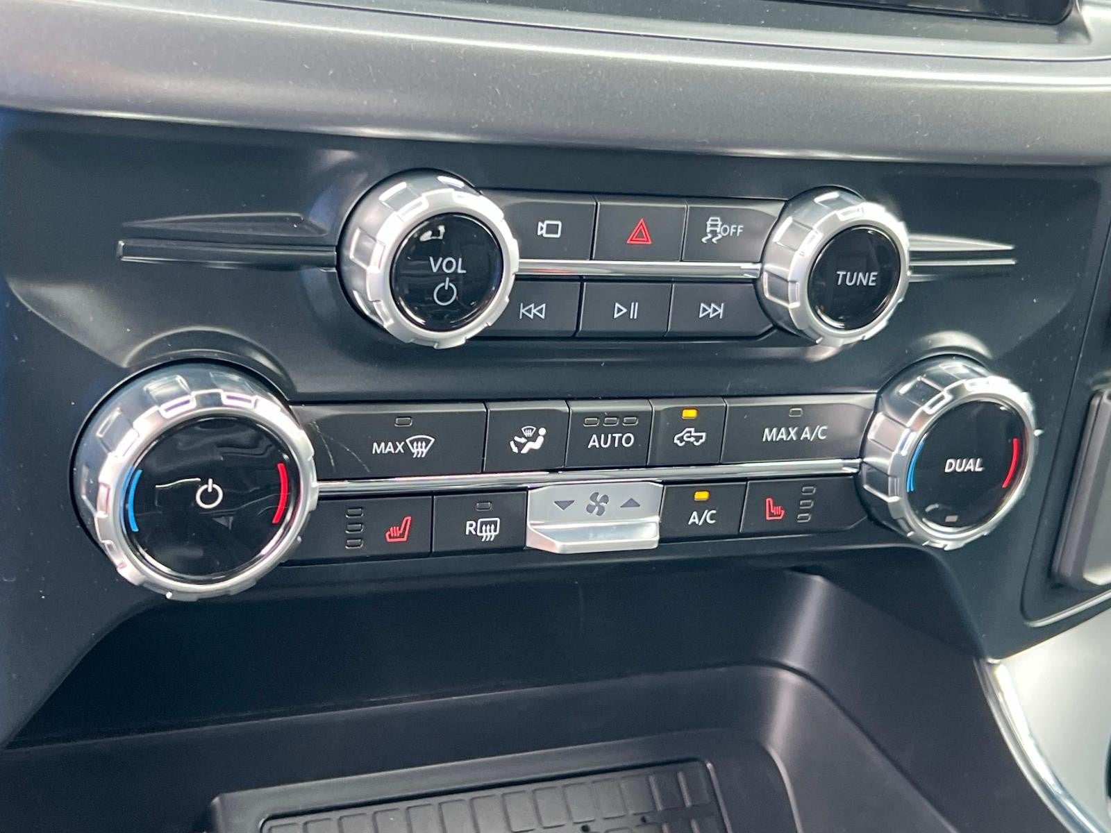 2025 Ford F-150 XLT 4WD SUPERCREW 5.5' BO