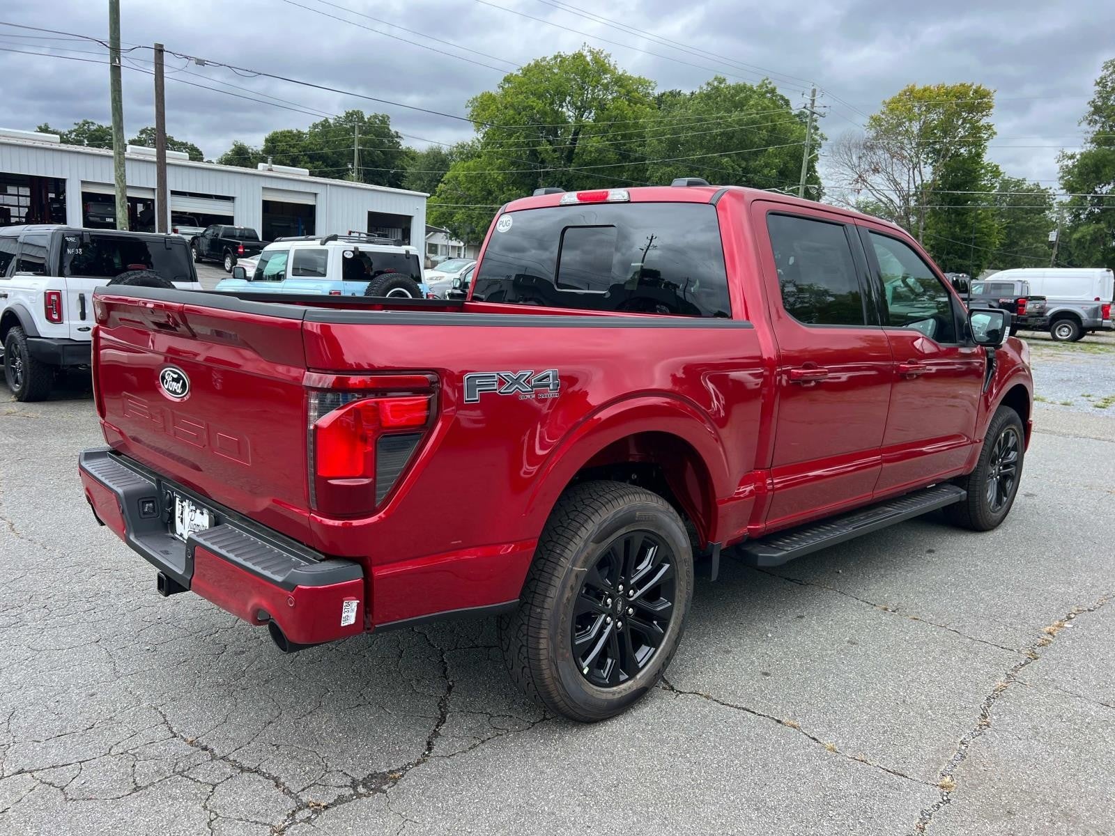 2025 Ford F-150 XLT 4WD SUPERCREW 5.5' BO