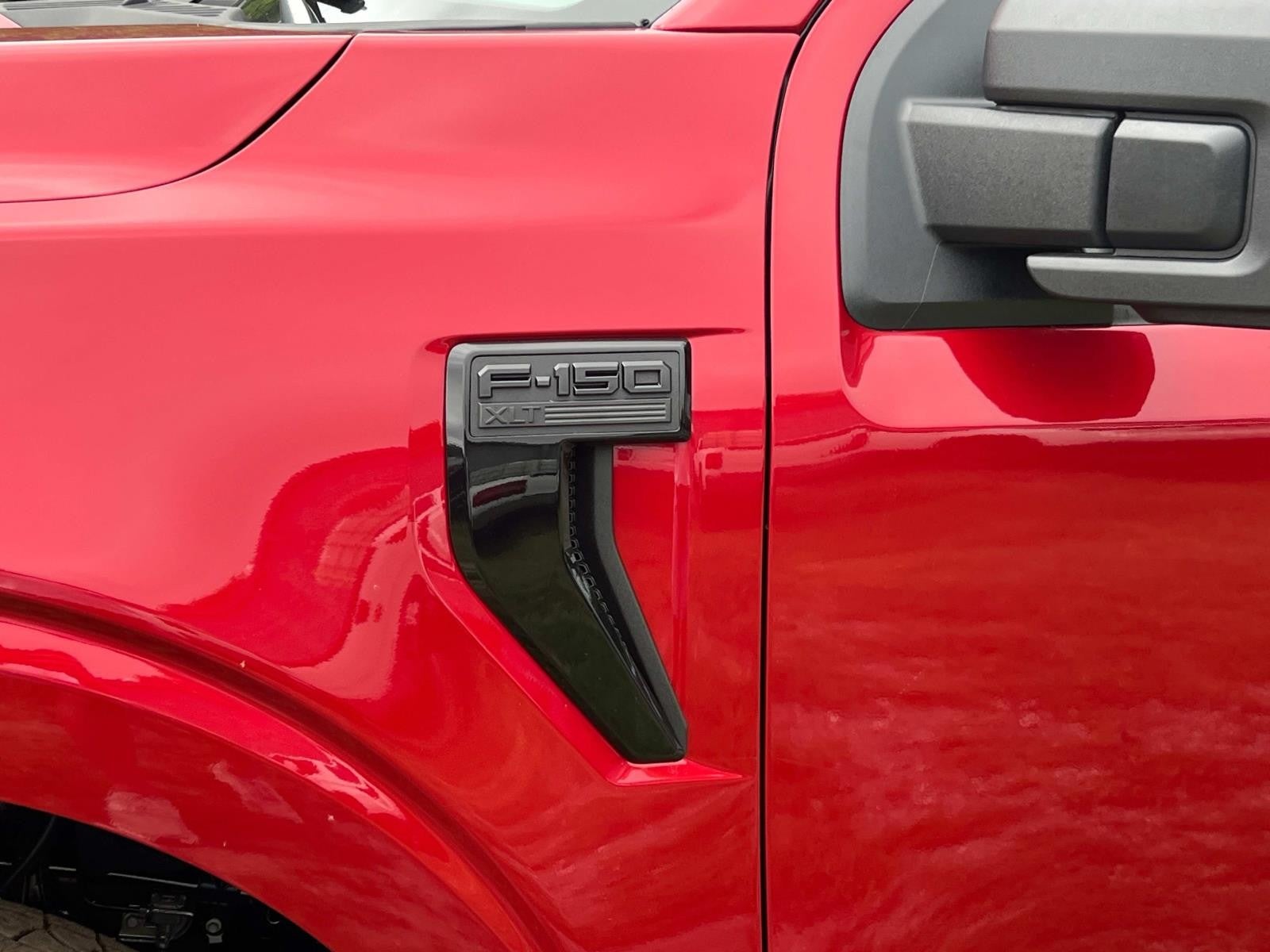 2025 Ford F-150 XLT 4WD SUPERCREW 5.5' BO