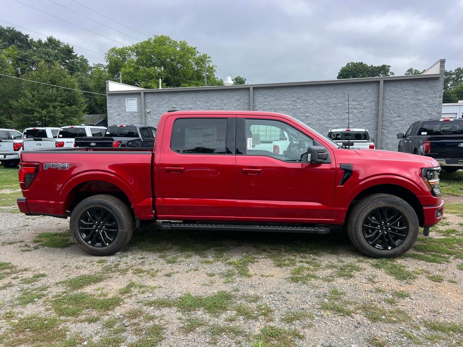 2025 Ford F-150 XLT 4WD SUPERCREW 5.5' BO
