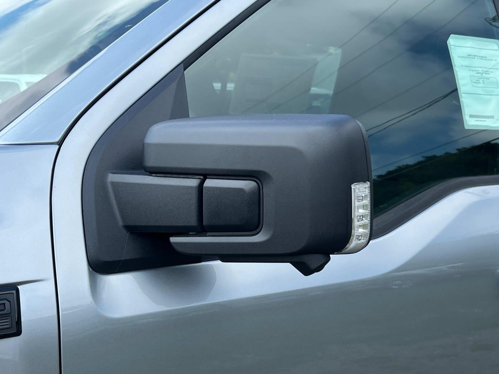 2025 Ford F-150 XLT 4WD SUPERCREW 5.5' BO