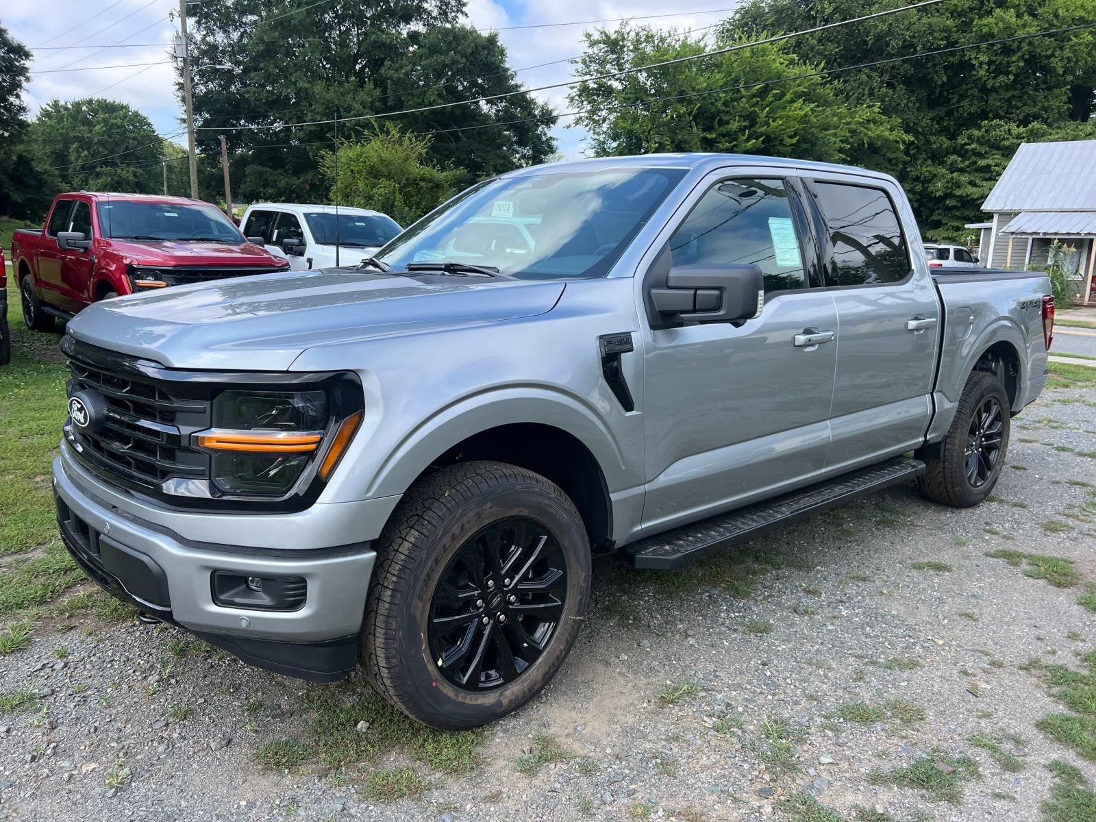 2025 Ford F-150 XLT 4WD SUPERCREW 5.5' BO
