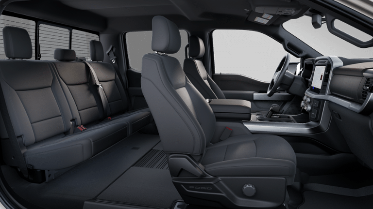 2025 Ford F-150 XLT 4WD SUPERCREW 5.5' BO