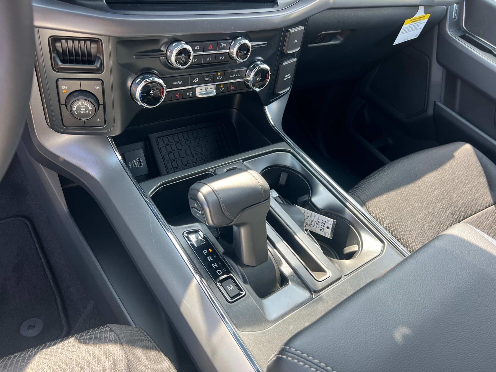 2025 Ford F-150 XLT 4WD SUPERCREW 5.5' BO