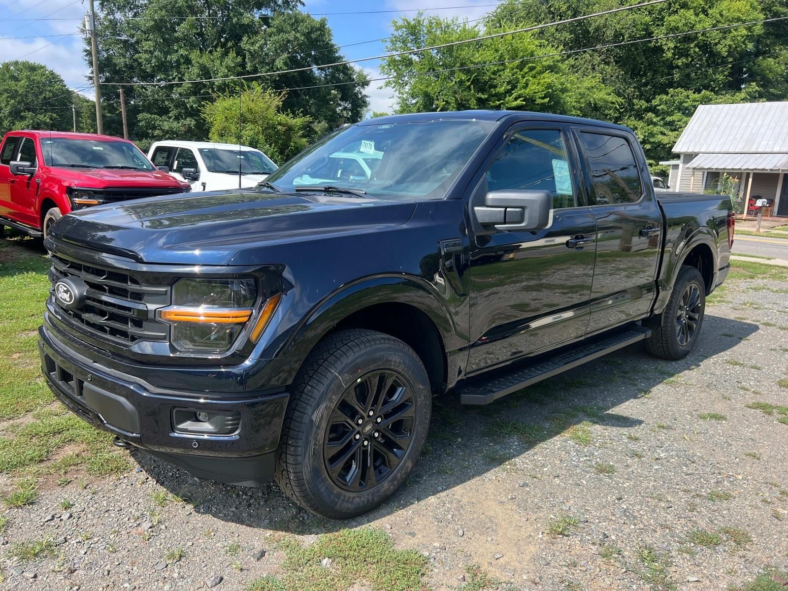2025 Ford F-150 XLT 4WD SUPERCREW 5.5' BO
