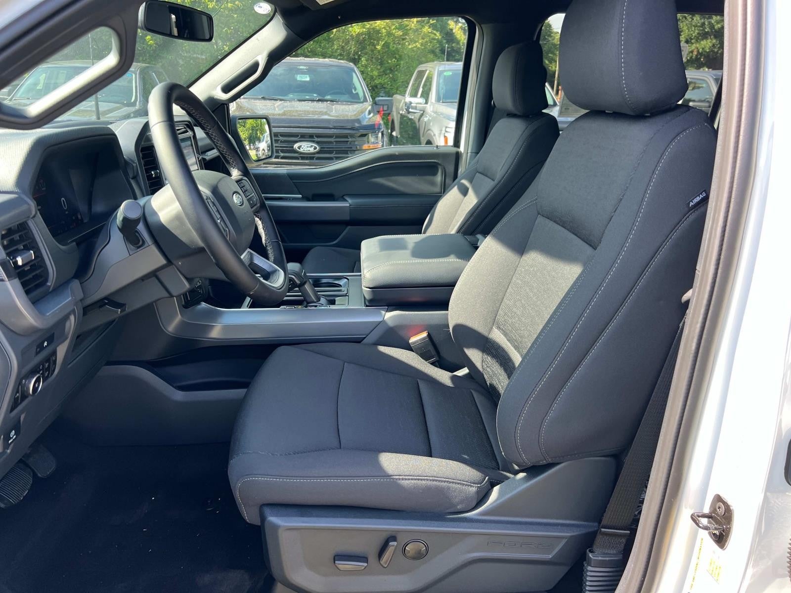 2025 Ford F-150 XLT 4WD SUPERCREW 5.5' BO