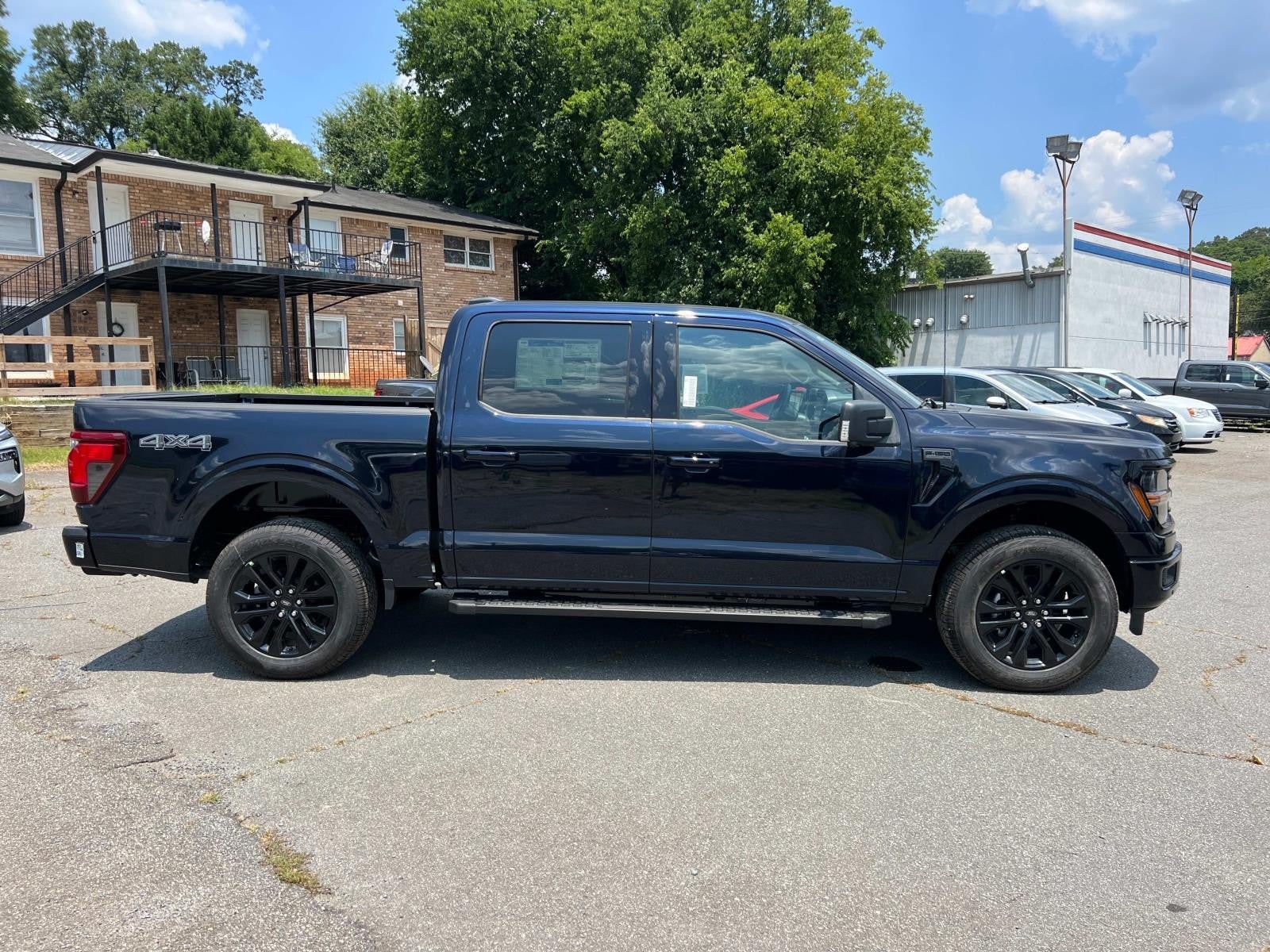 2025 Ford F-150 XLT 4WD SUPERCREW 5.5' BO