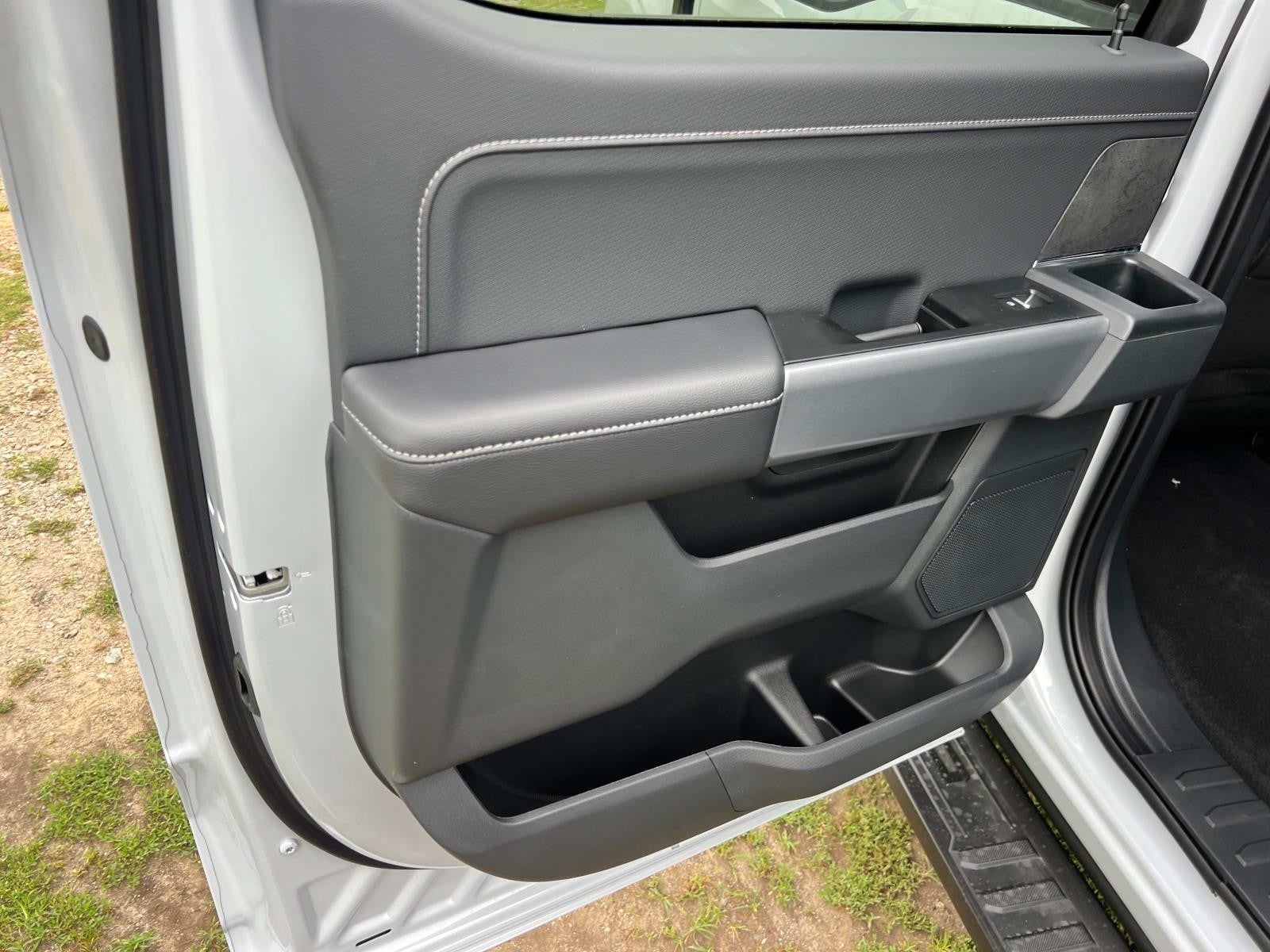 2025 Ford F-150 XLT 4WD SUPERCREW 5.5' BO