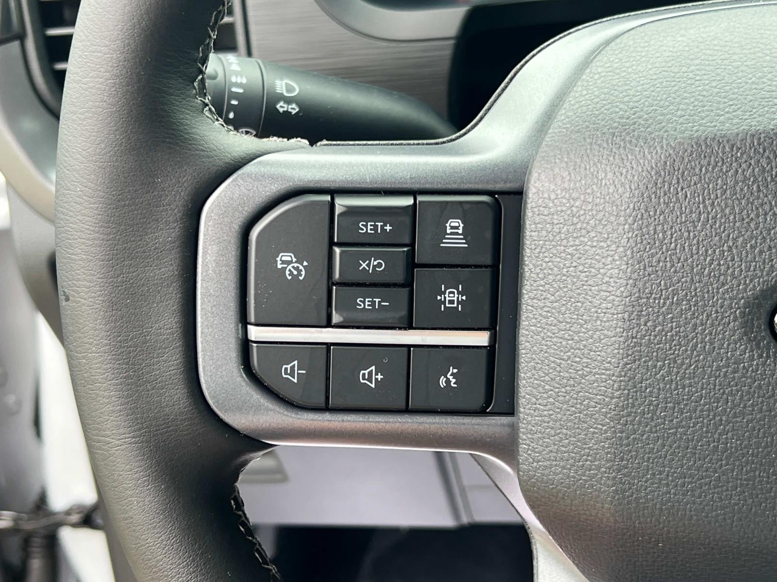 2025 Ford F-150 XLT 4WD SUPERCREW 5.5' BO