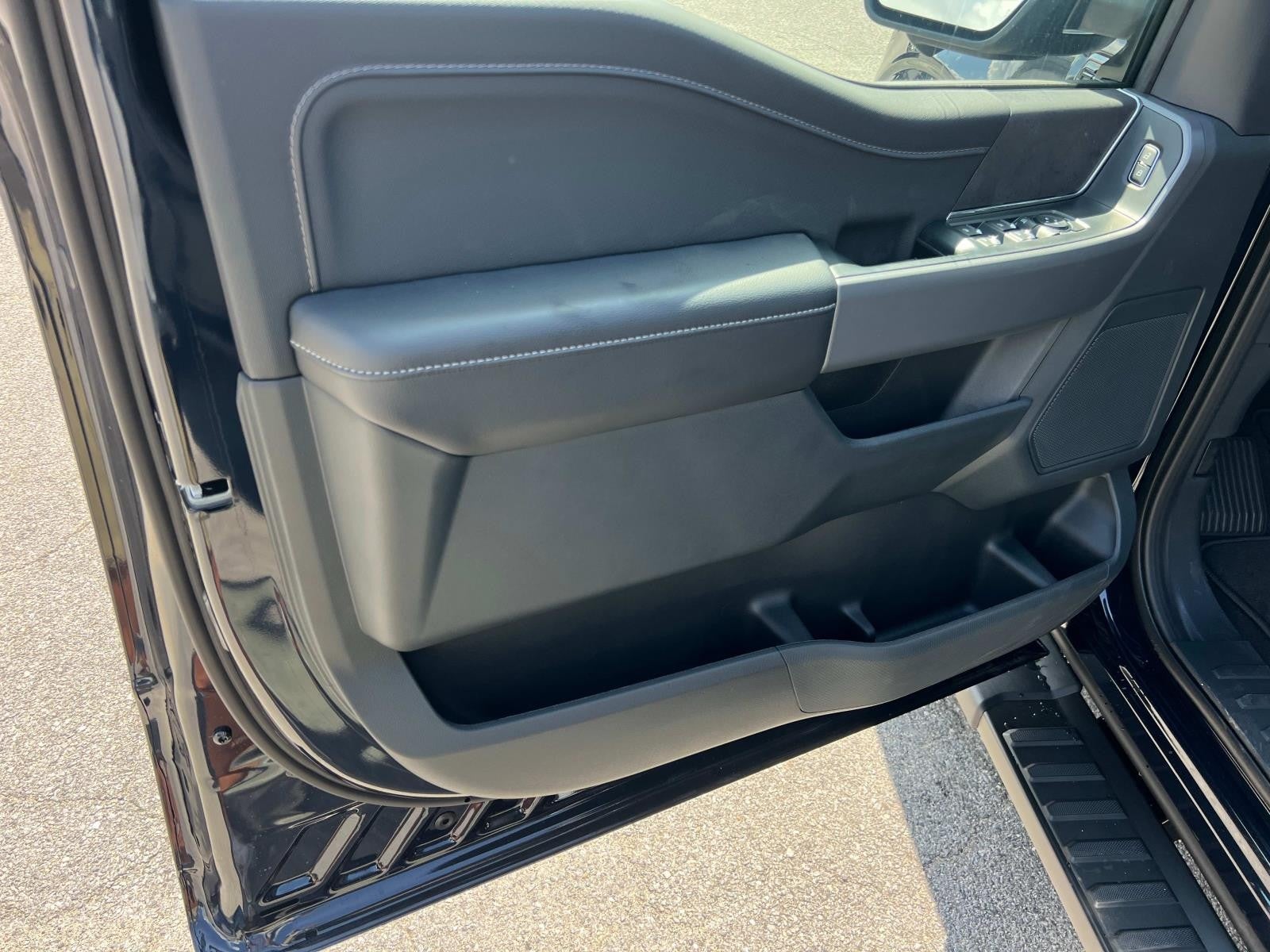 2025 Ford F-150 XLT 4WD SUPERCREW 5.5' BO