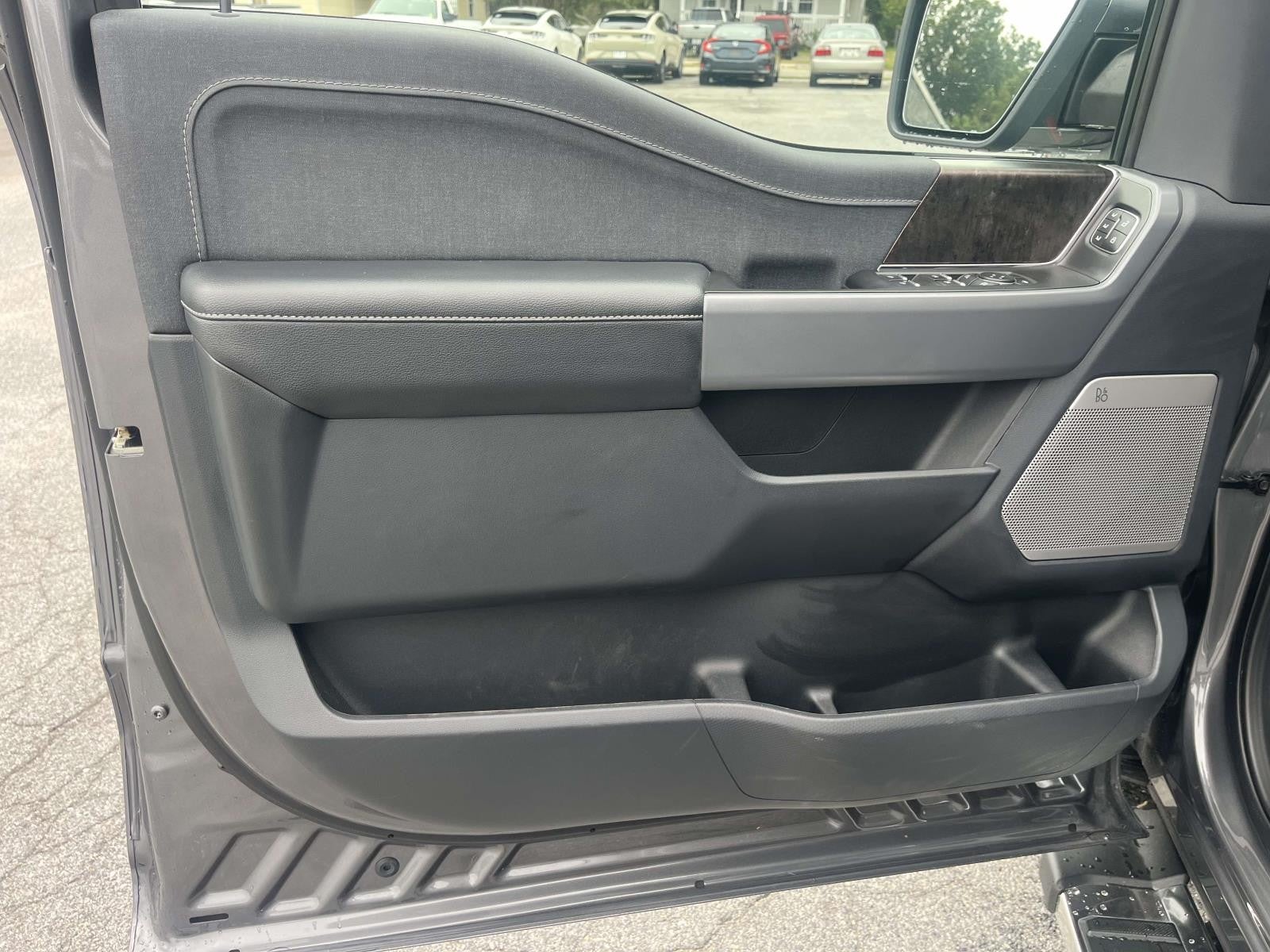 2023 Ford F-150 LARIAT 4WD SUPERCREW 5.5'