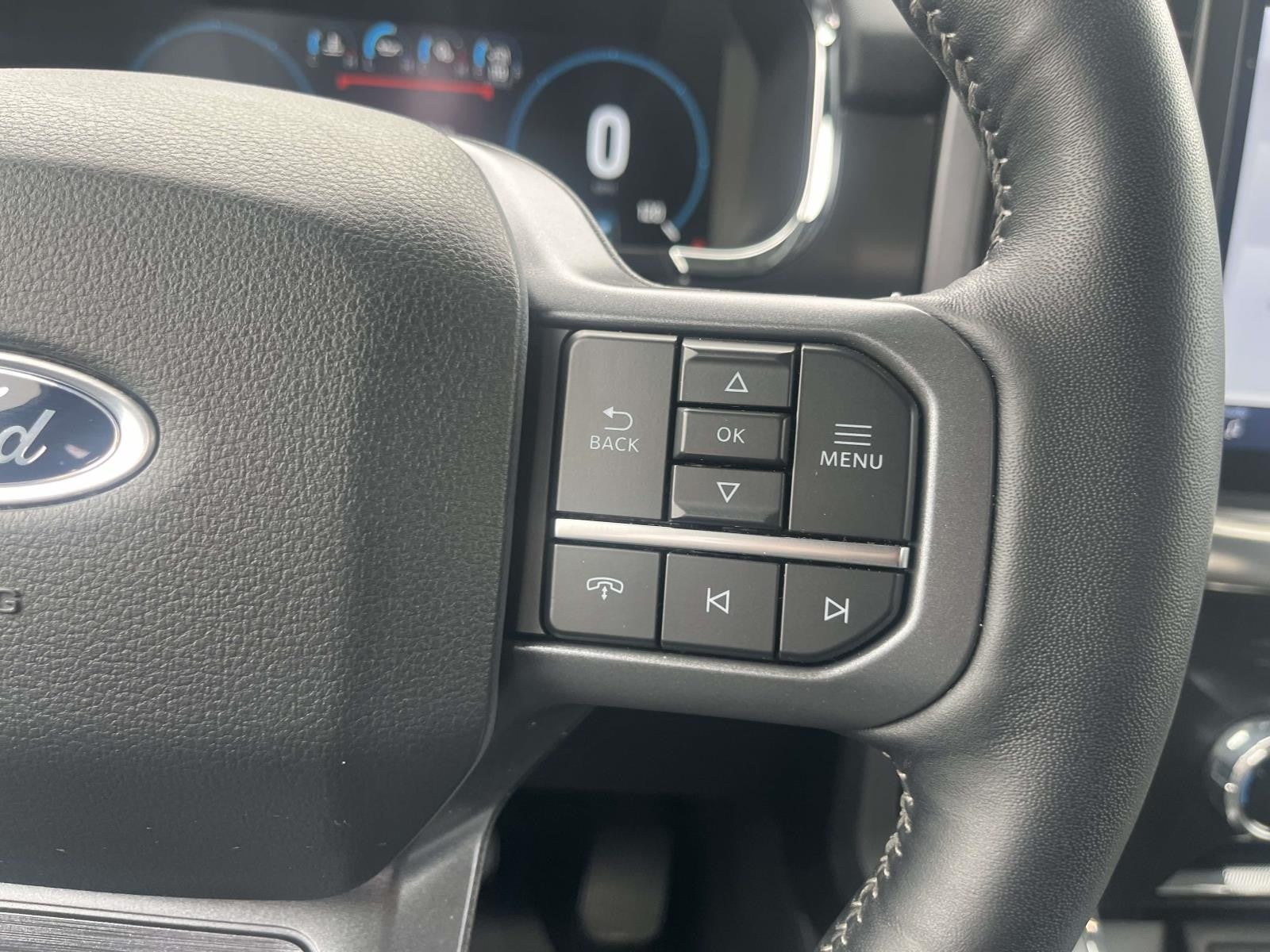 2023 Ford F-150 LARIAT 4WD SUPERCREW 5.5'