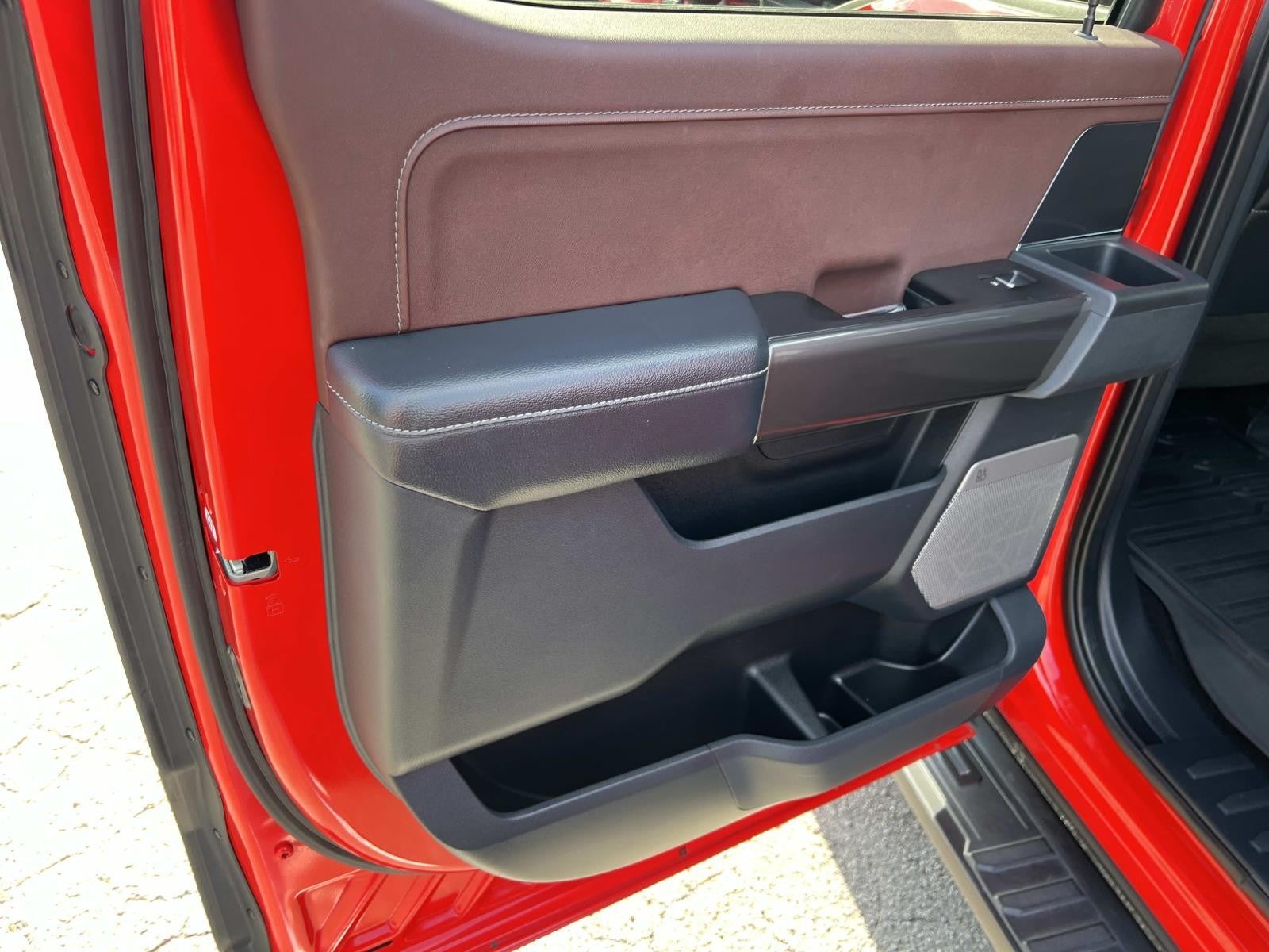 2022 Ford F-150 LARIAT 4WD SUPERCREW 5.5'