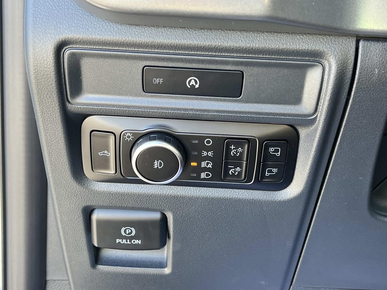 2025 Ford F-150 XLT 4WD SUPERCREW 5.5' BO PUG PACKAGE